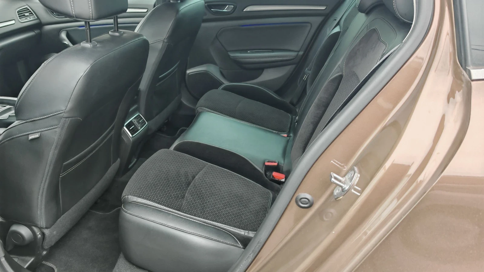 Renault Megane 1.5DCI-110k.ТОП СЪСТОЯНИЕ СЕРВИЗНО ДОСИЕ  - изображение 8