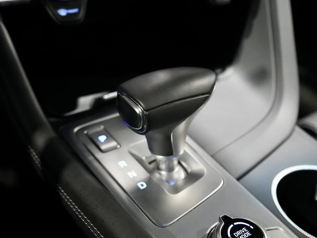 Genesis G70 3.3T AWD / Prestige / HUD / 360 | Mobile.bg   15