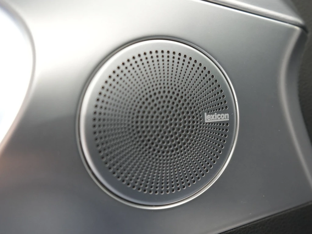 Genesis G70 3.3T AWD / Prestige / HUD / 360 | Mobile.bg   9