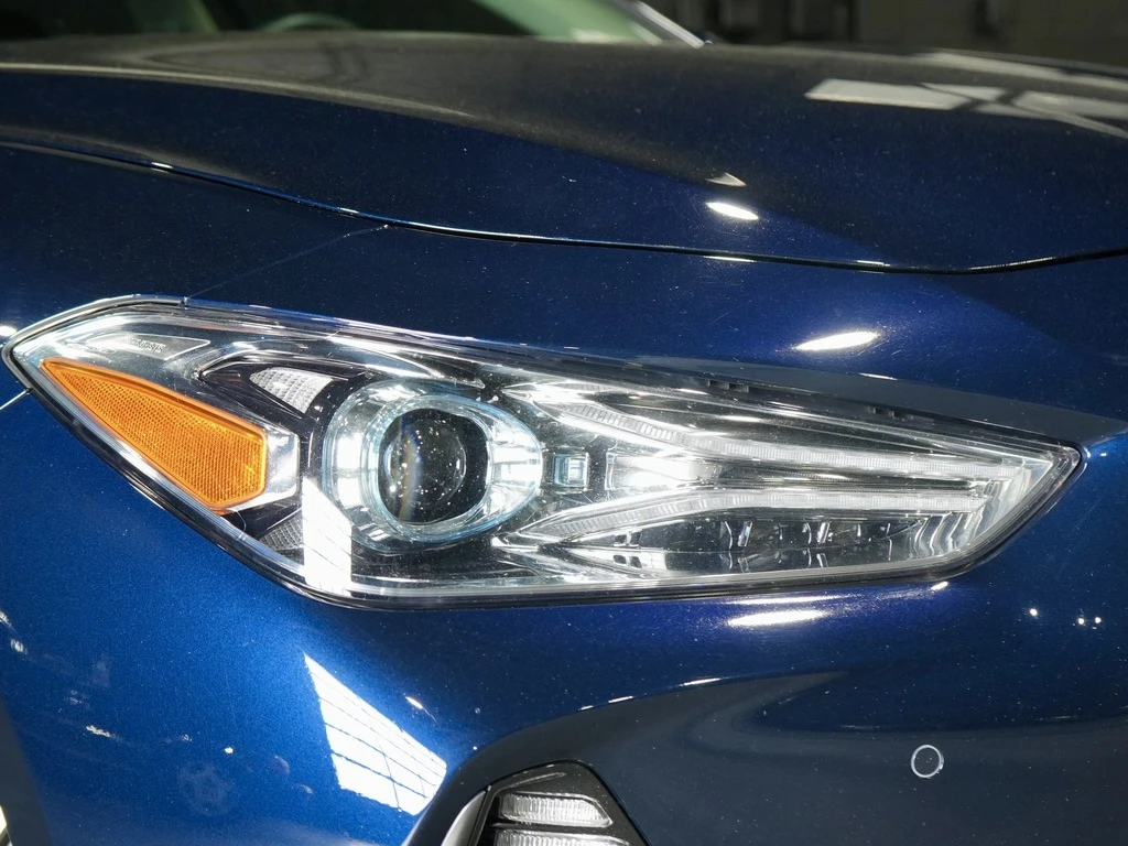 Genesis G70 3.3T AWD / Prestige / HUD / 360 | Mobile.bg   3