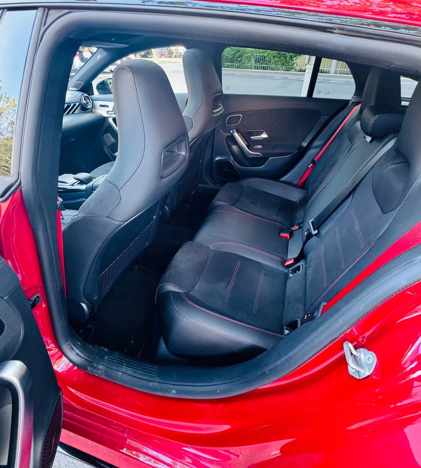 Mercedes-Benz CLA 45 AMG S 4Matic+  - изображение 10