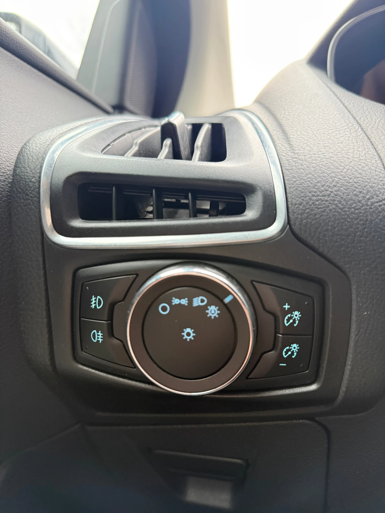 Ford Focus 1.6TDCI ��������  | Mobile.bg � ����������� 12