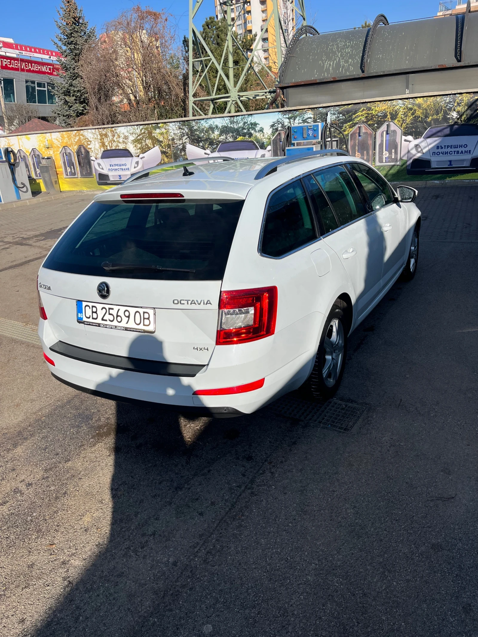 Skoda Octavia 1.6 TDI 4x4 - изображение 5