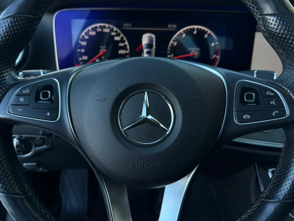 Mercedes-Benz E 300 4MATIC * АвтоКредит (ЦЕНА ДО БГ) - изображение 8