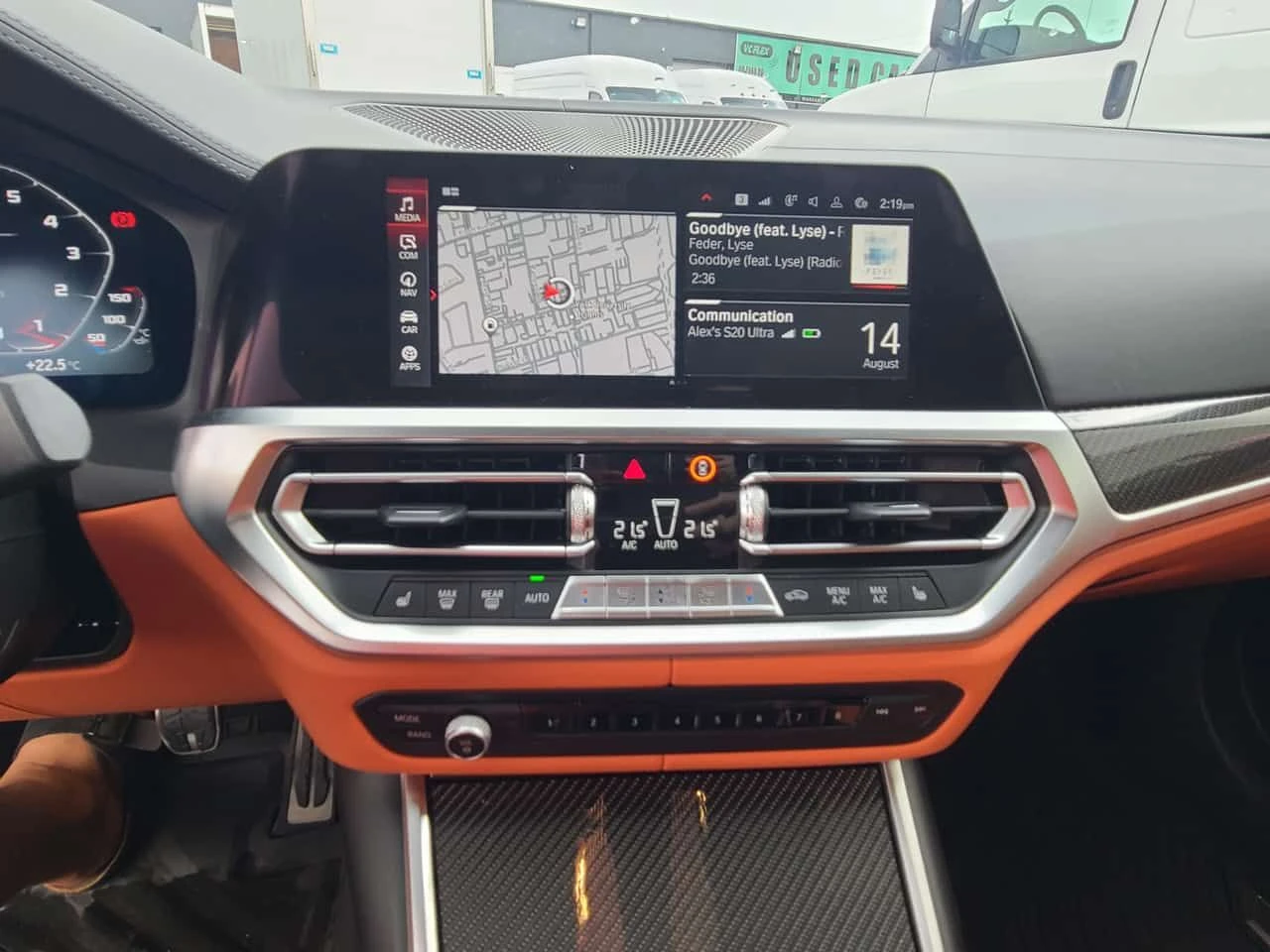 BMW M4 | CARBON| BUCKET| LASERS| MILLTEK| ШИБЕДАХ| CARFAX, снимка 15 - Автомобили и джипове - 53911673