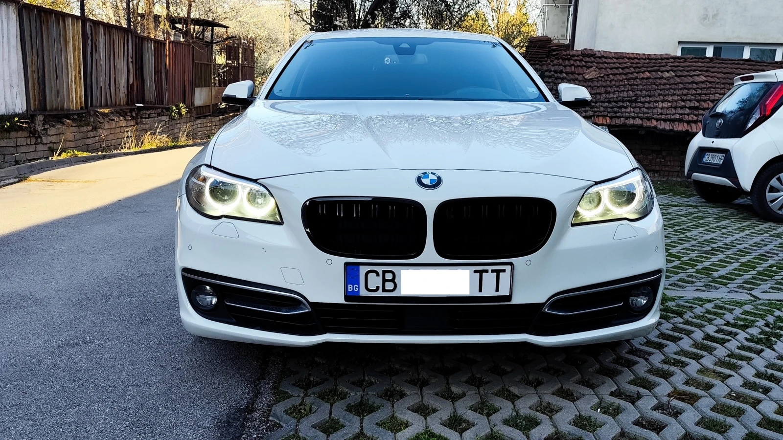 BMW 530 258 face