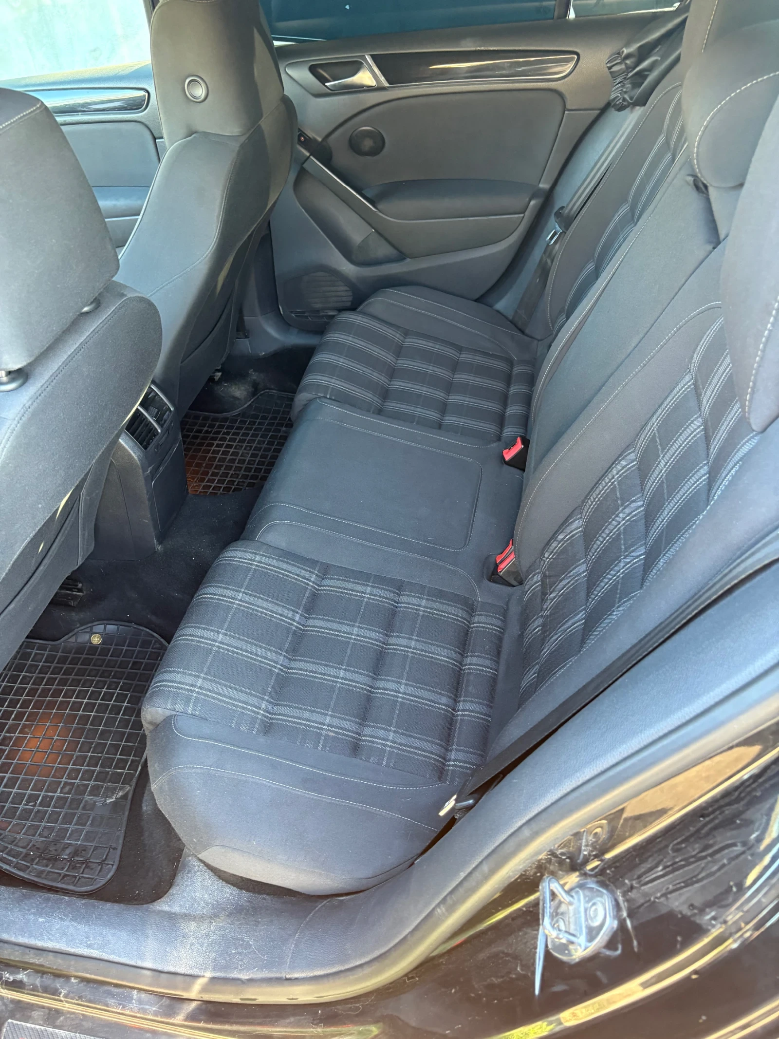 VW Golf VI, снимка 7 - Автомобили и джипове - 54395901