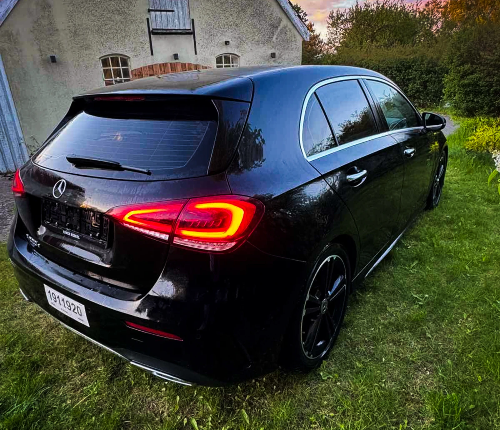 Mercedes-Benz A 220 D AMG-Line, снимка 4 - Автомобили и джипове - 54426984