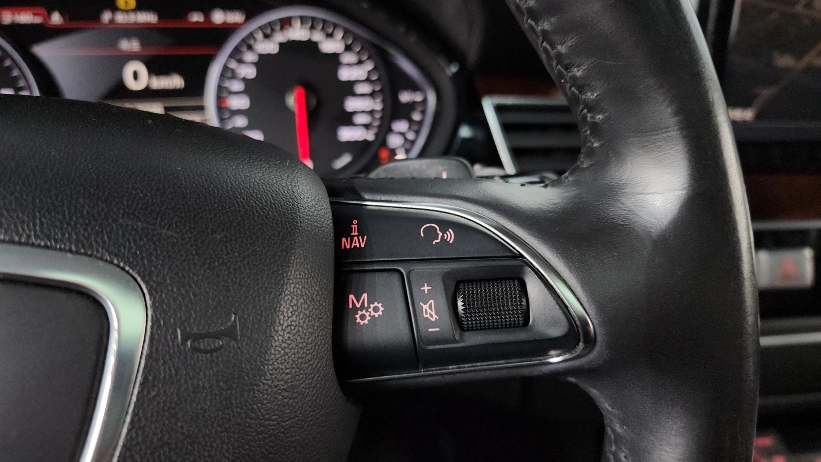 Audi A8 * TDI* QUATTRO* Camera* Keyless* АВТОКРЕДИТ, снимка 10 - Автомобили и джипове - 54581937
