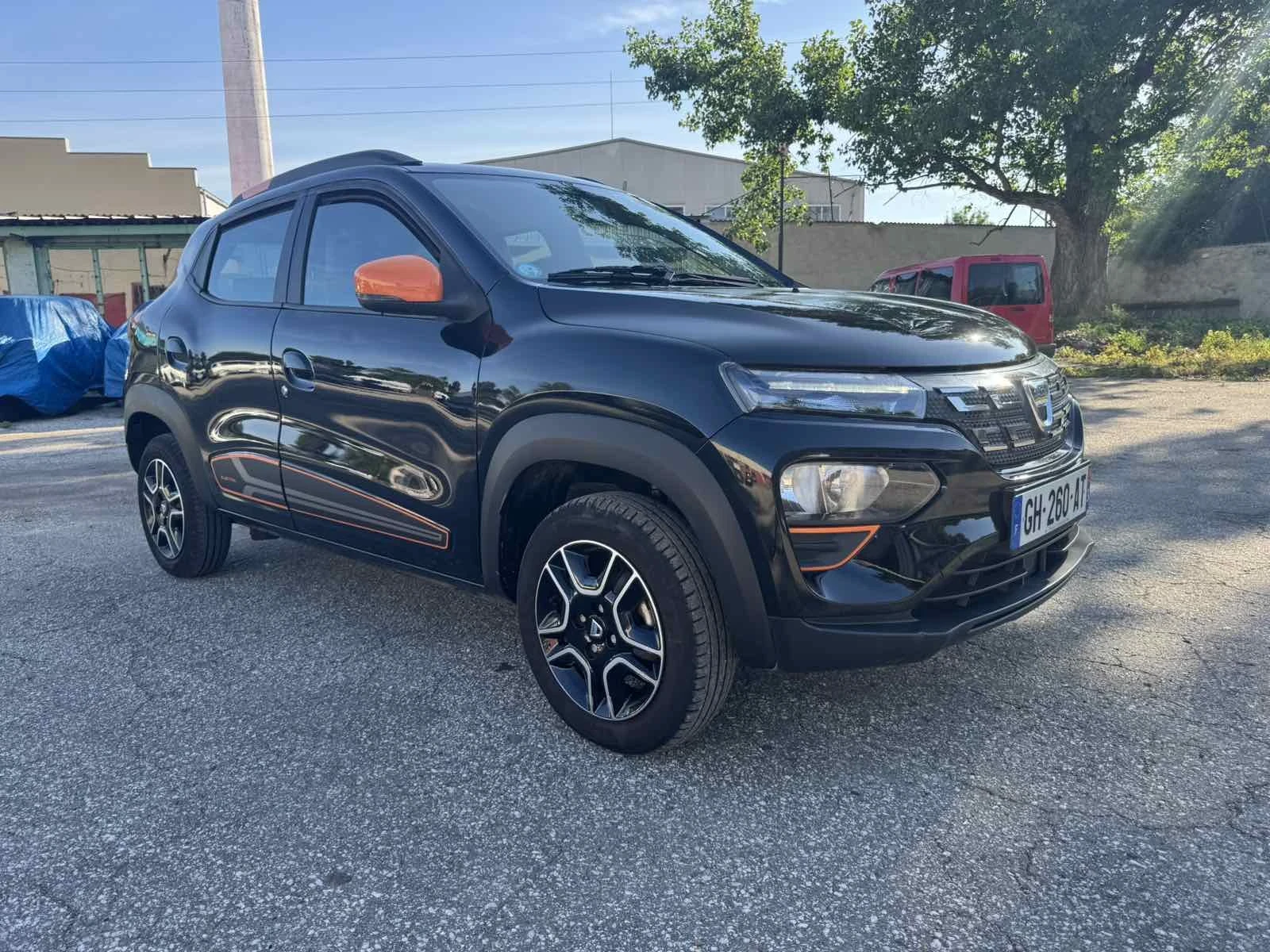 Dacia Spring Comfort plus 45, снимка 2 - Автомобили и джипове - 54753572