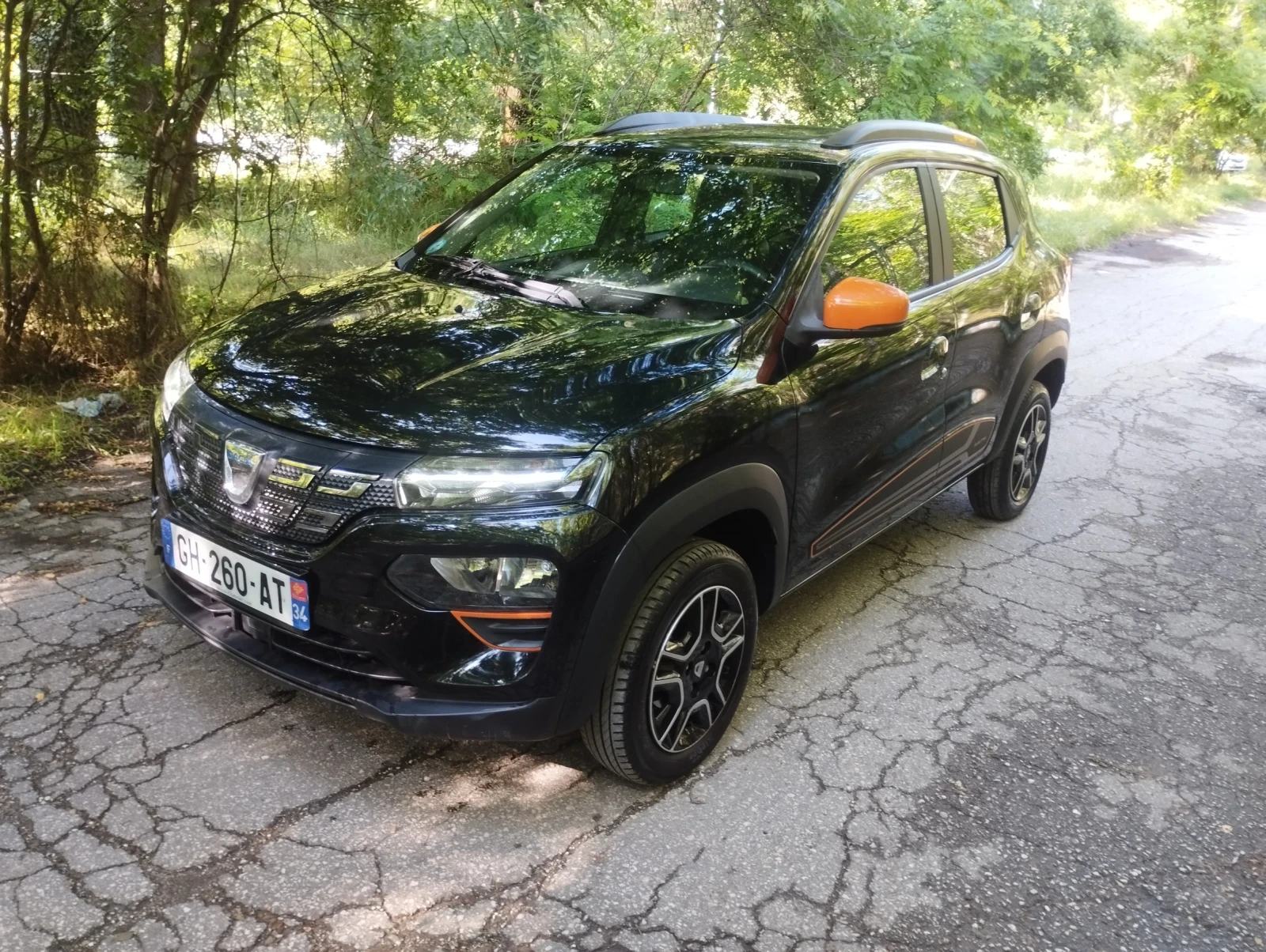 Dacia Spring, снимка 11 - Автомобили и джипове - 54753572