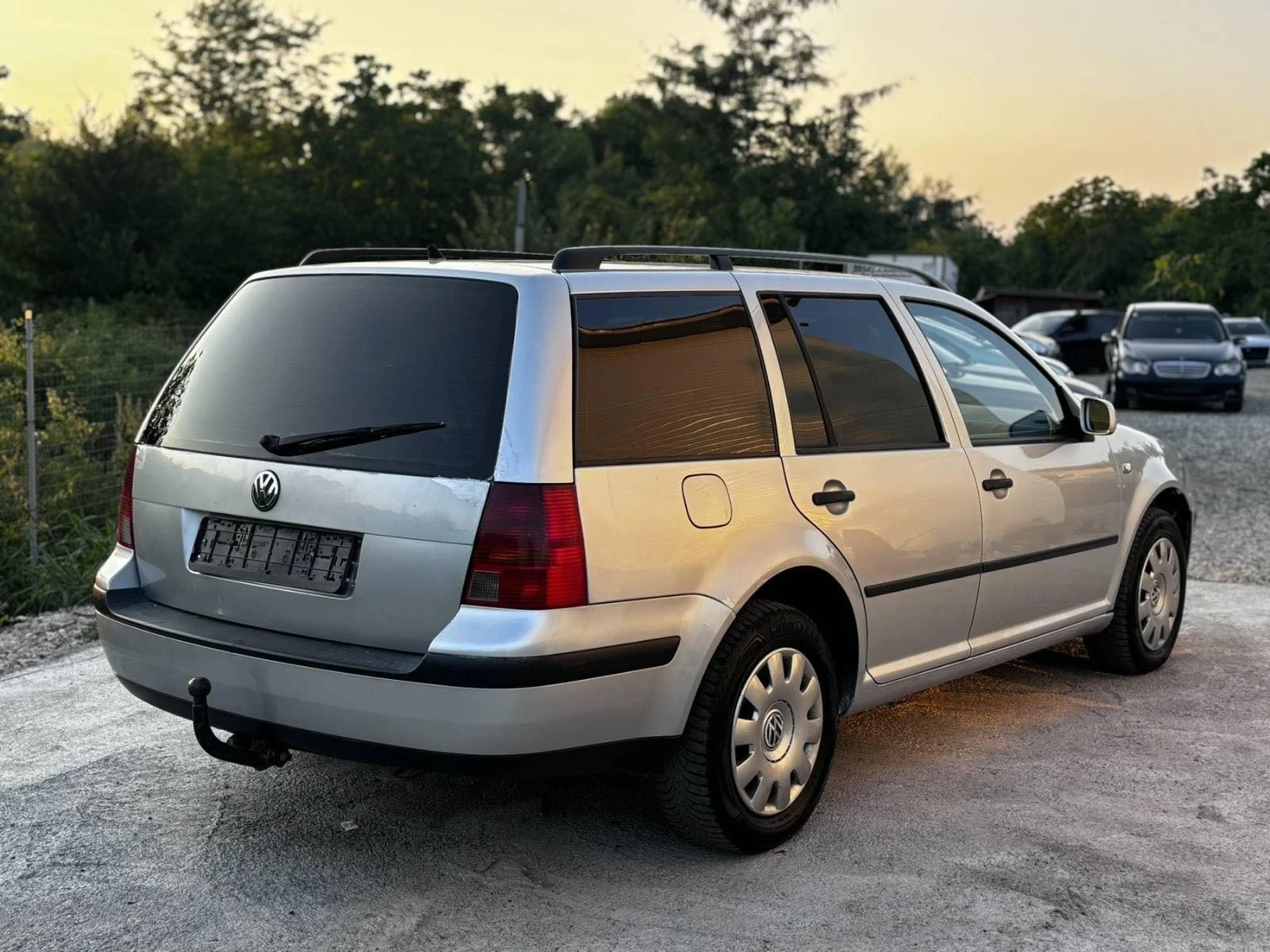 VW Golf 1.9 101 ks , снимка 5 - Автомобили и джипове - 55129483