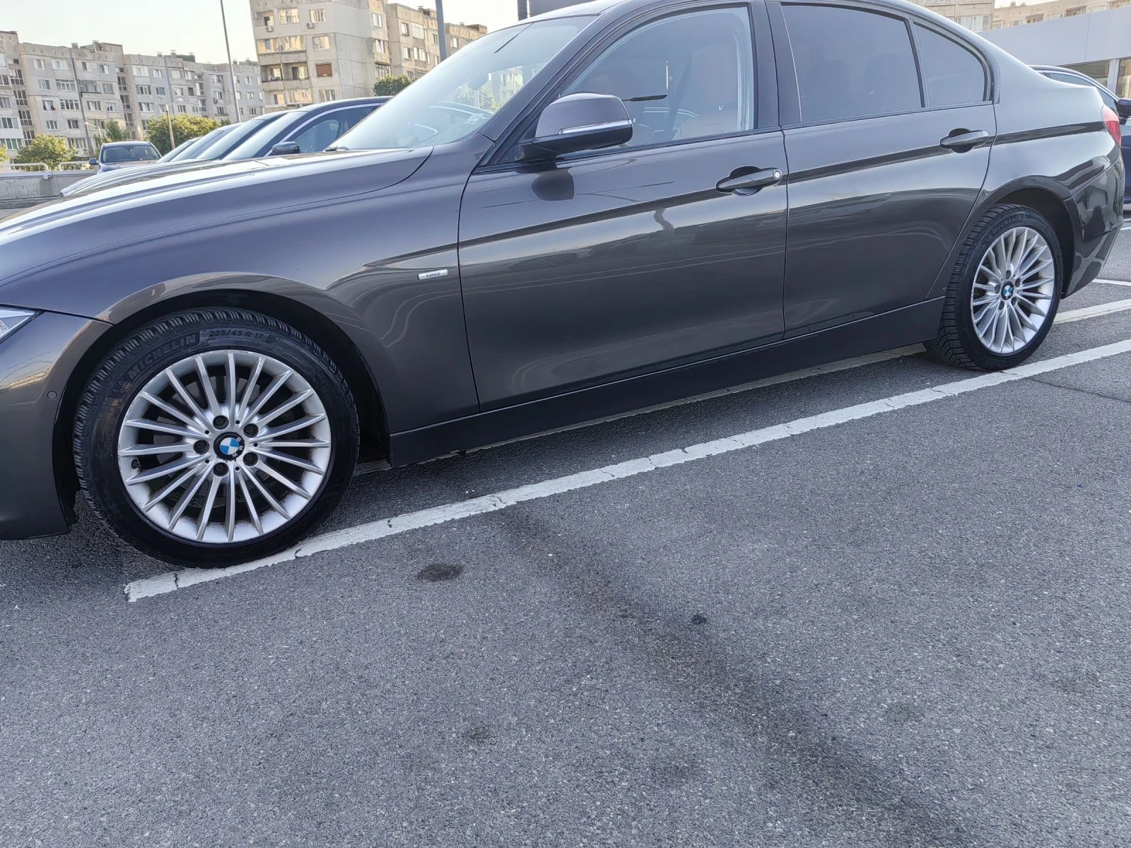 BMW 320, снимка 11 - Автомобили и джипове - 55236462