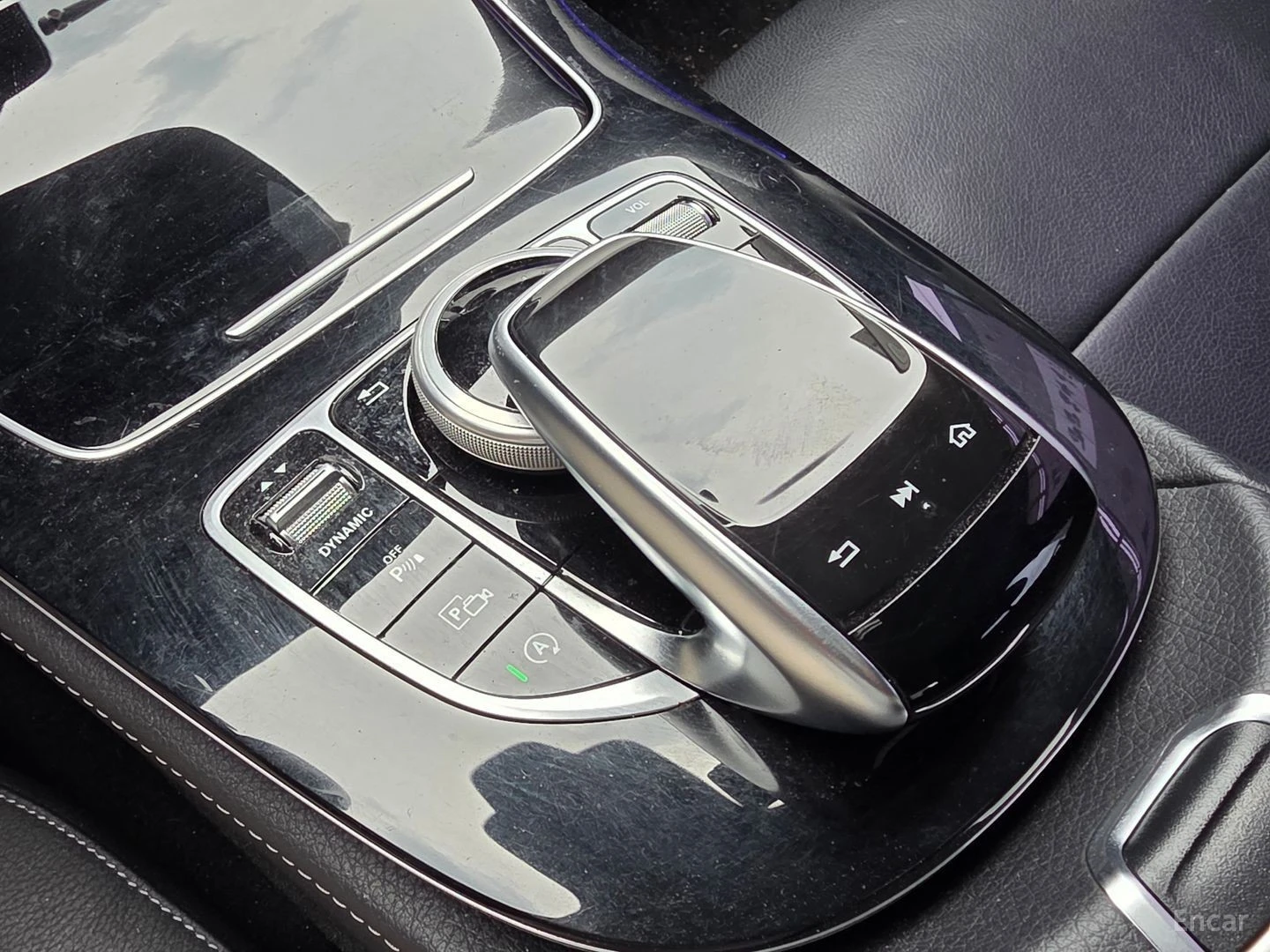 Mercedes-Benz E 200 AVANGARDE* КОЖА* НАВИ* ПАНО, снимка 11 - Автомобили и джипове - 55593257