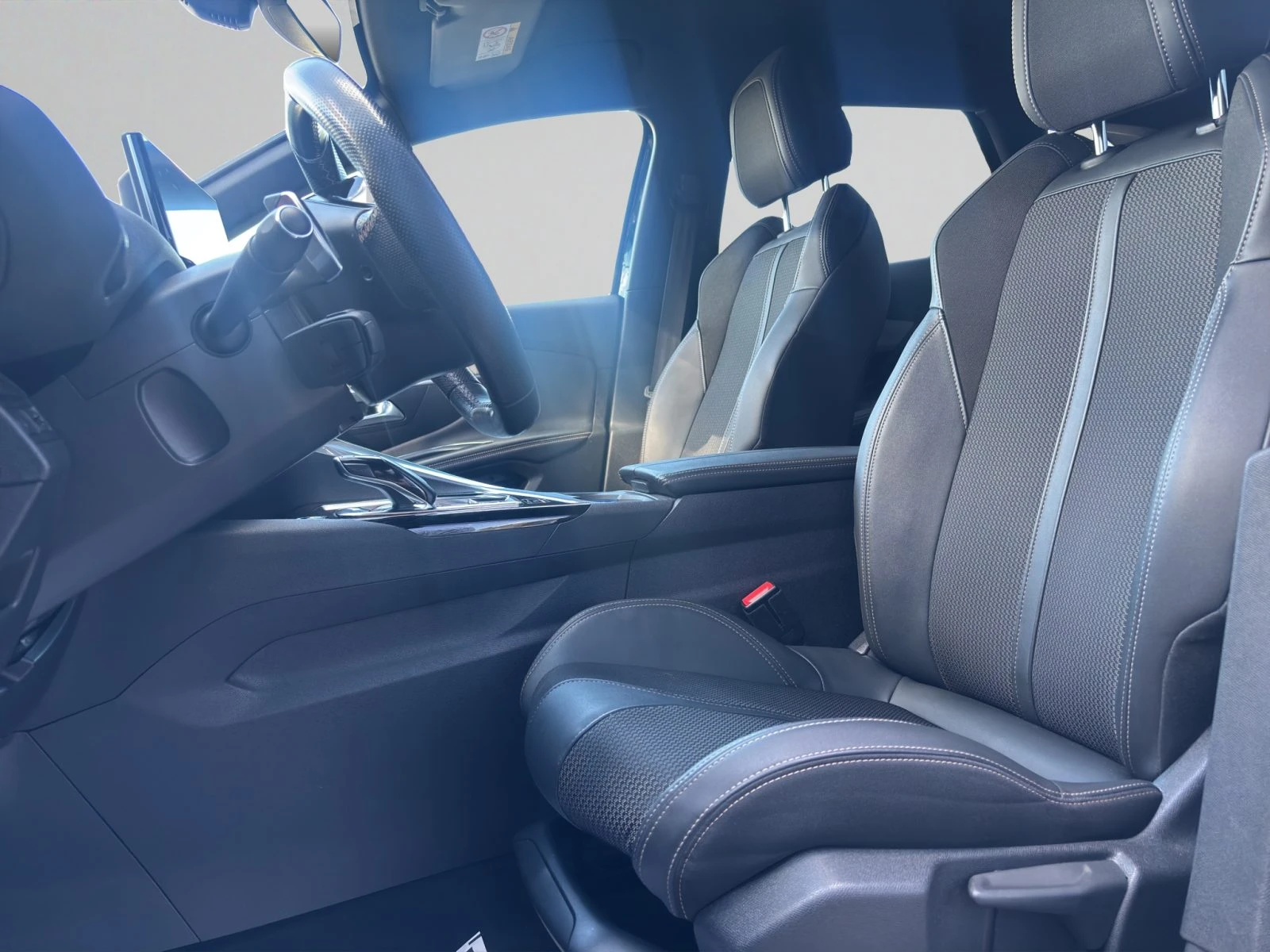 Peugeot 3008 GT 1.2 PureTech 130 S&S EAT8 EURO 6//2205256 | Mobile.bg � ����������� 10
