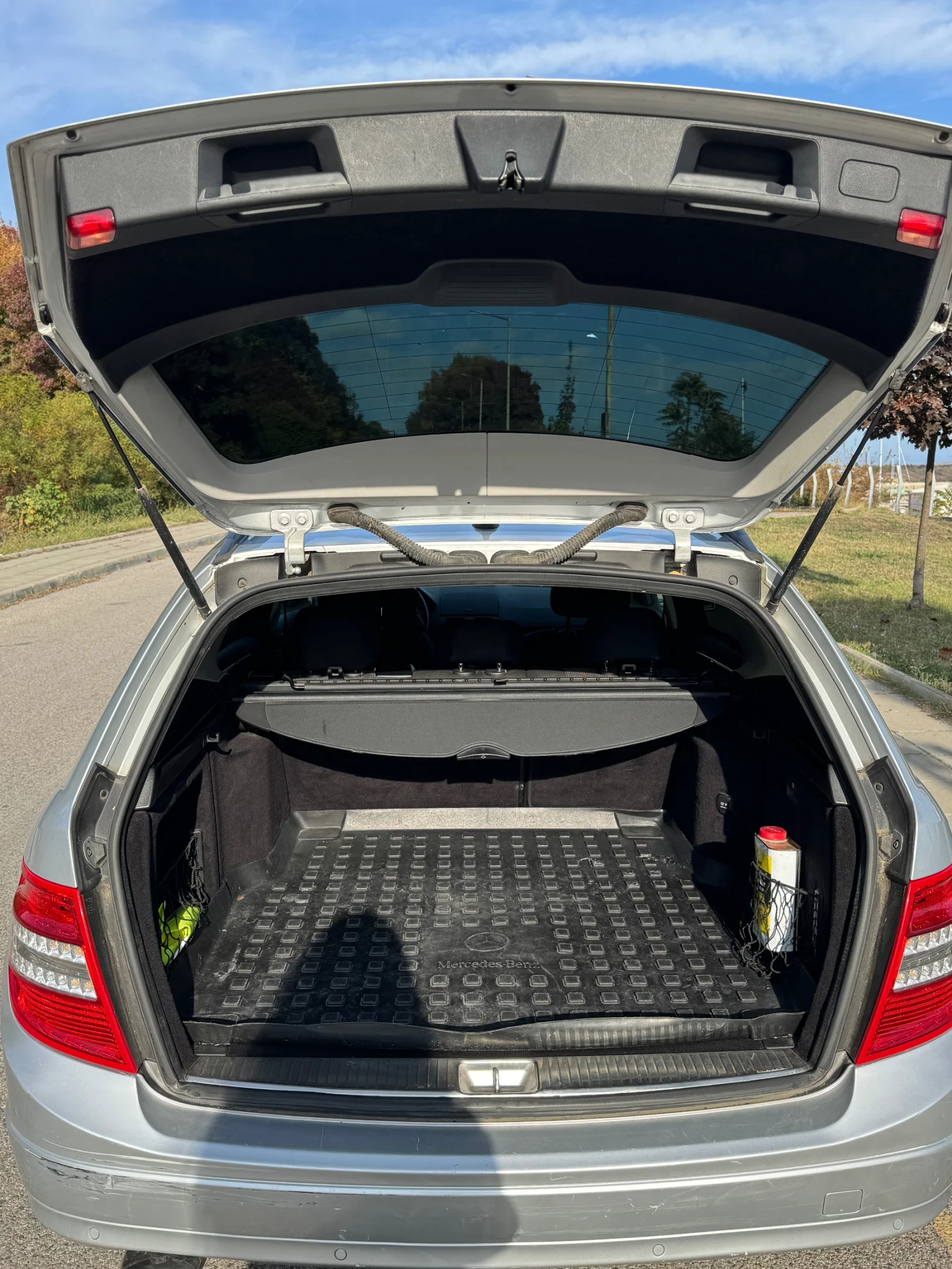 Mercedes-Benz C 220, снимка 5 - Автомобили и джипове - 56584489