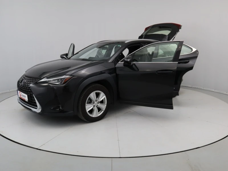 Lexus UX 250h, снимка 9 - Автомобили и джипове - 47882479