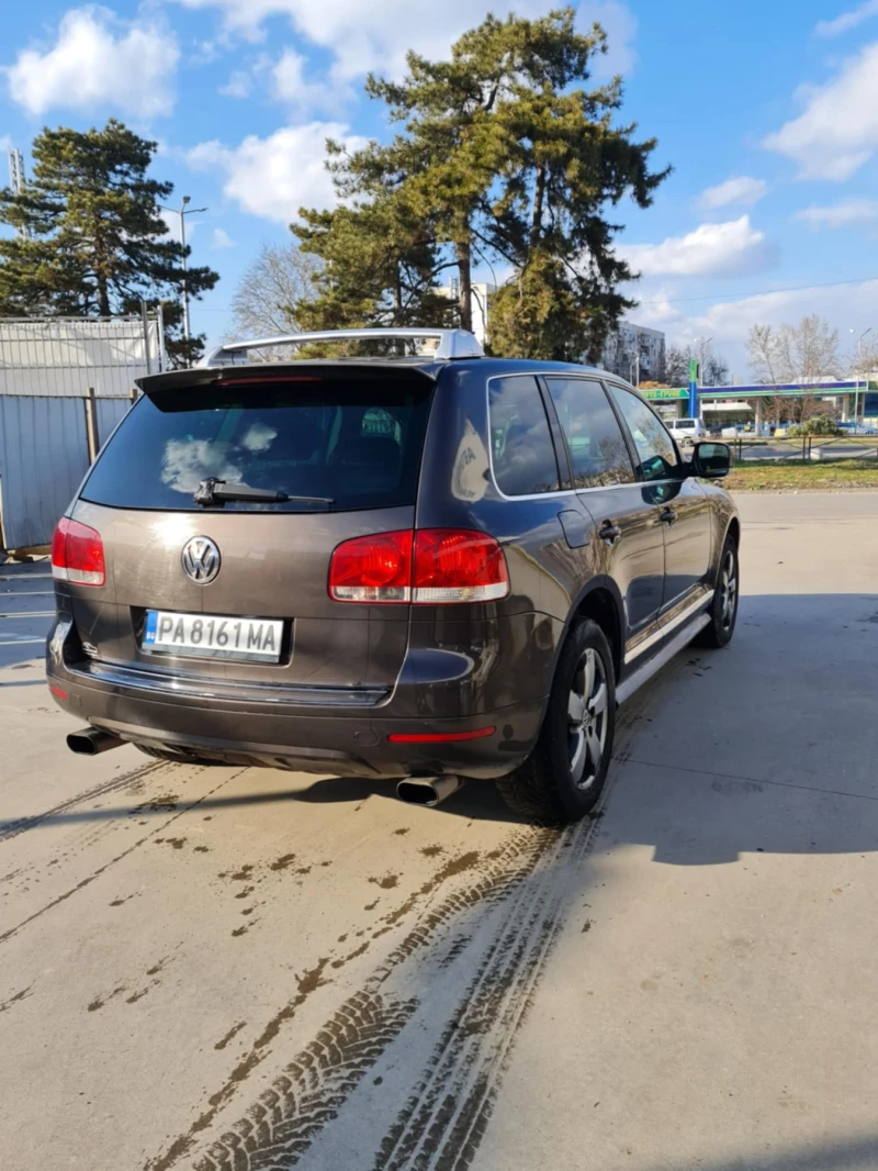 VW Touareg, снимка 3 - Автомобили и джипове - 49442356