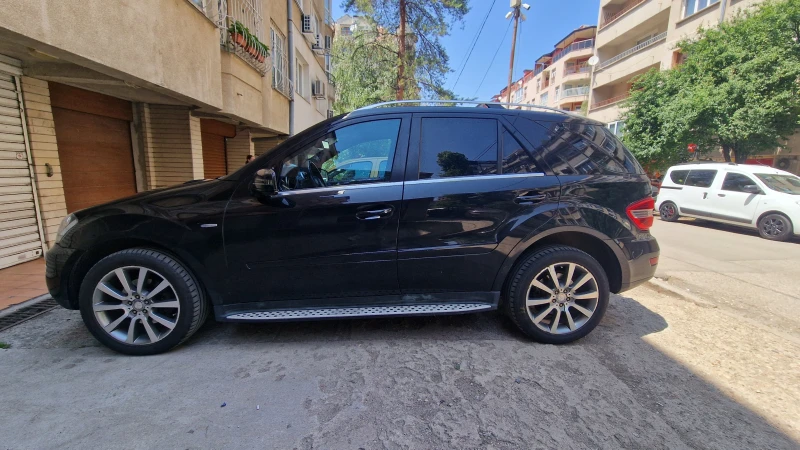 Mercedes-Benz ML 350 Grand Edition, снимка 2 - Автомобили и джипове - 51244619