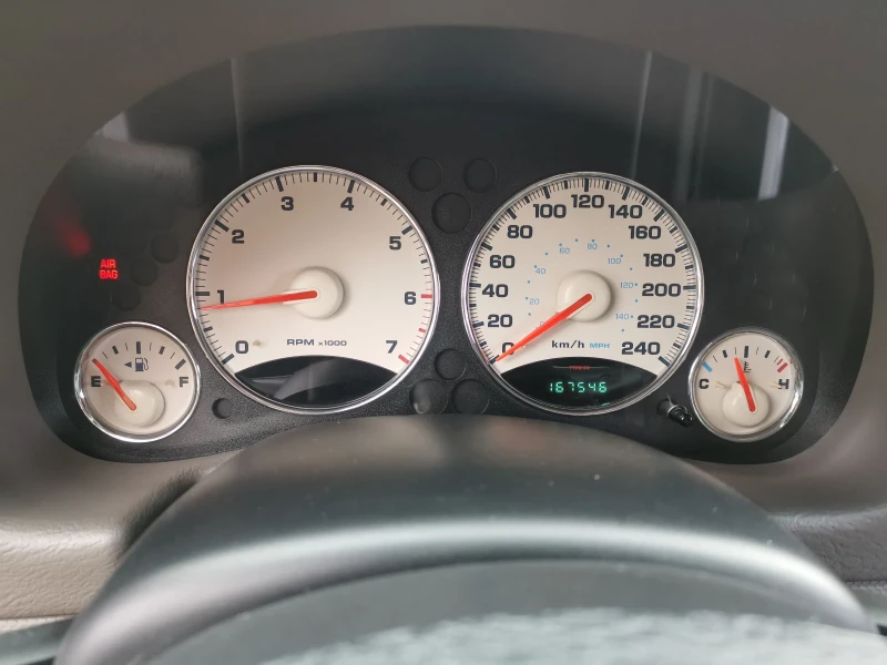 Jeep Cherokee 3.7 AVTOMAT V6, снимка 14 - Автомобили и джипове - 53221985