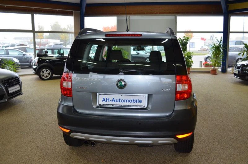 Skoda Yeti NA 4ASTI НЯМА ПРЕДНА БРОНЯ!!!, снимка 8 - Автомобили и джипове - 23127415