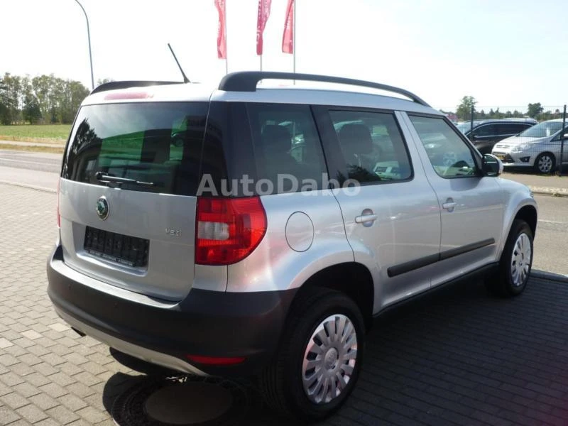 Skoda Yeti NA 4ASTI НЯМА ПРЕДНА БРОНЯ!!!, снимка 4 - Автомобили и джипове - 23127415