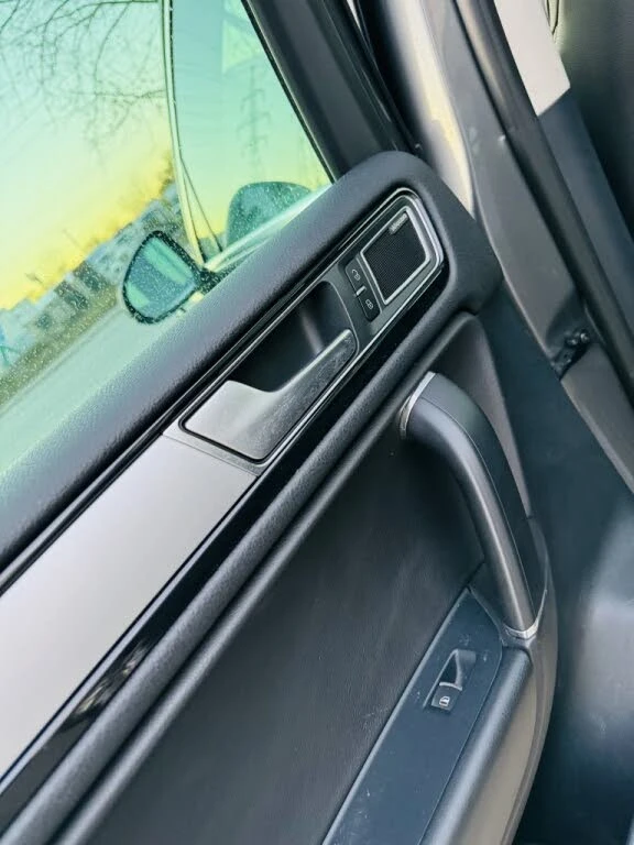 VW Touareg * * Dynaudio*  | Mobile.bg   13