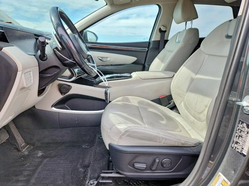 Hyundai Tucson, снимка 7 - Автомобили и джипове - 54787803