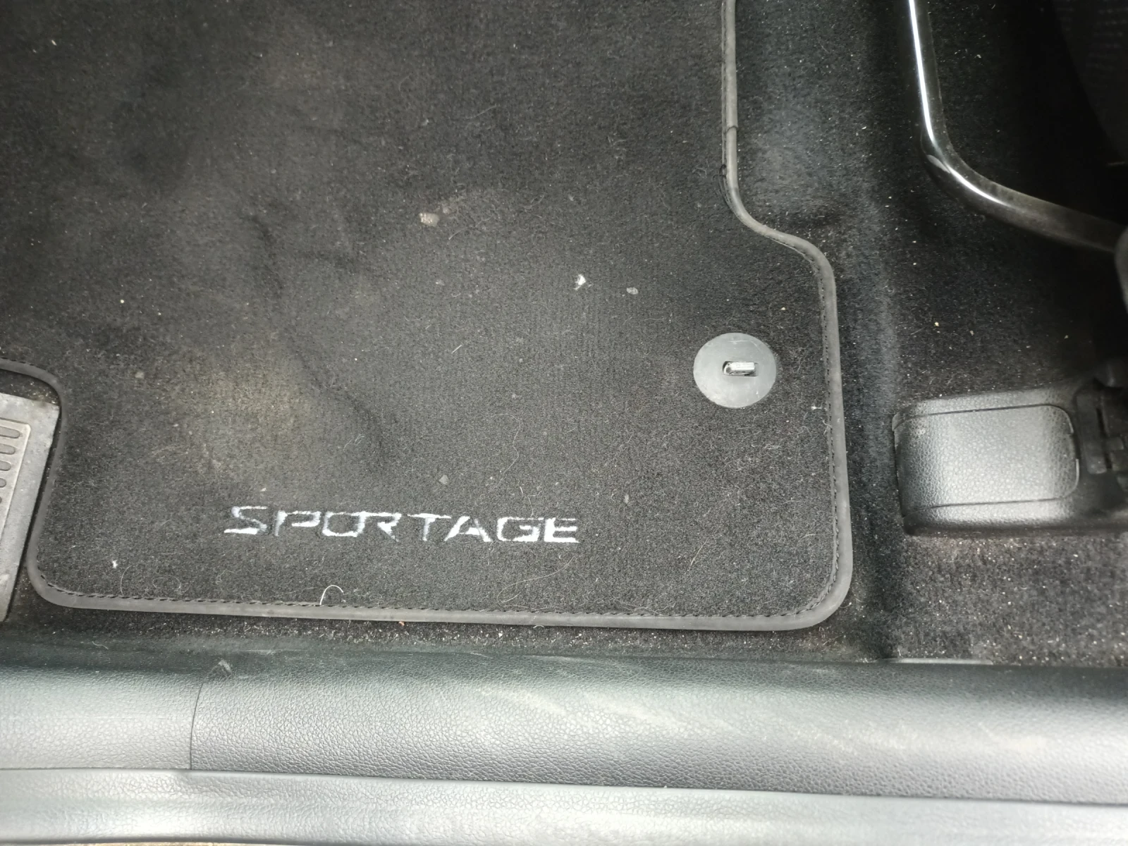 Kia Sportage 1.6 GDI - изображение 8