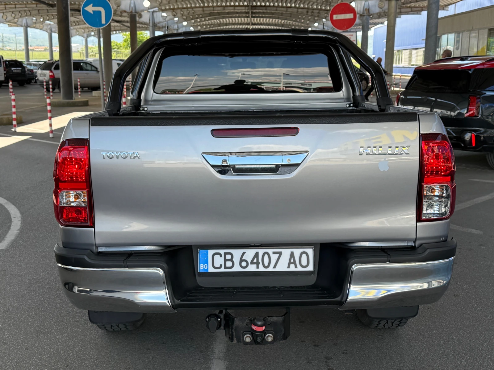 Toyota Hilux 2.4 4Х4 - изображение 6