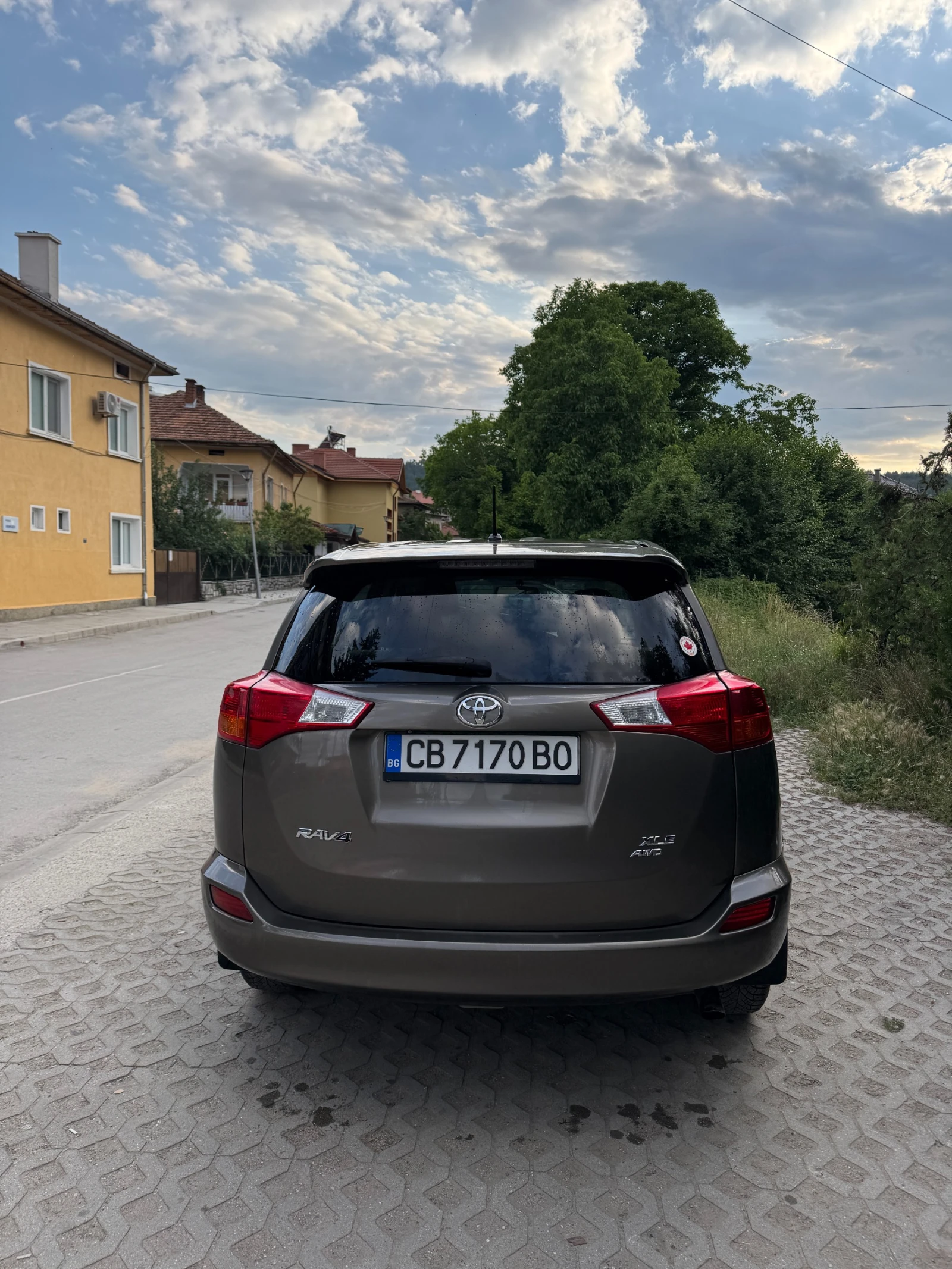 Toyota Rav4 XLE - изображение 2