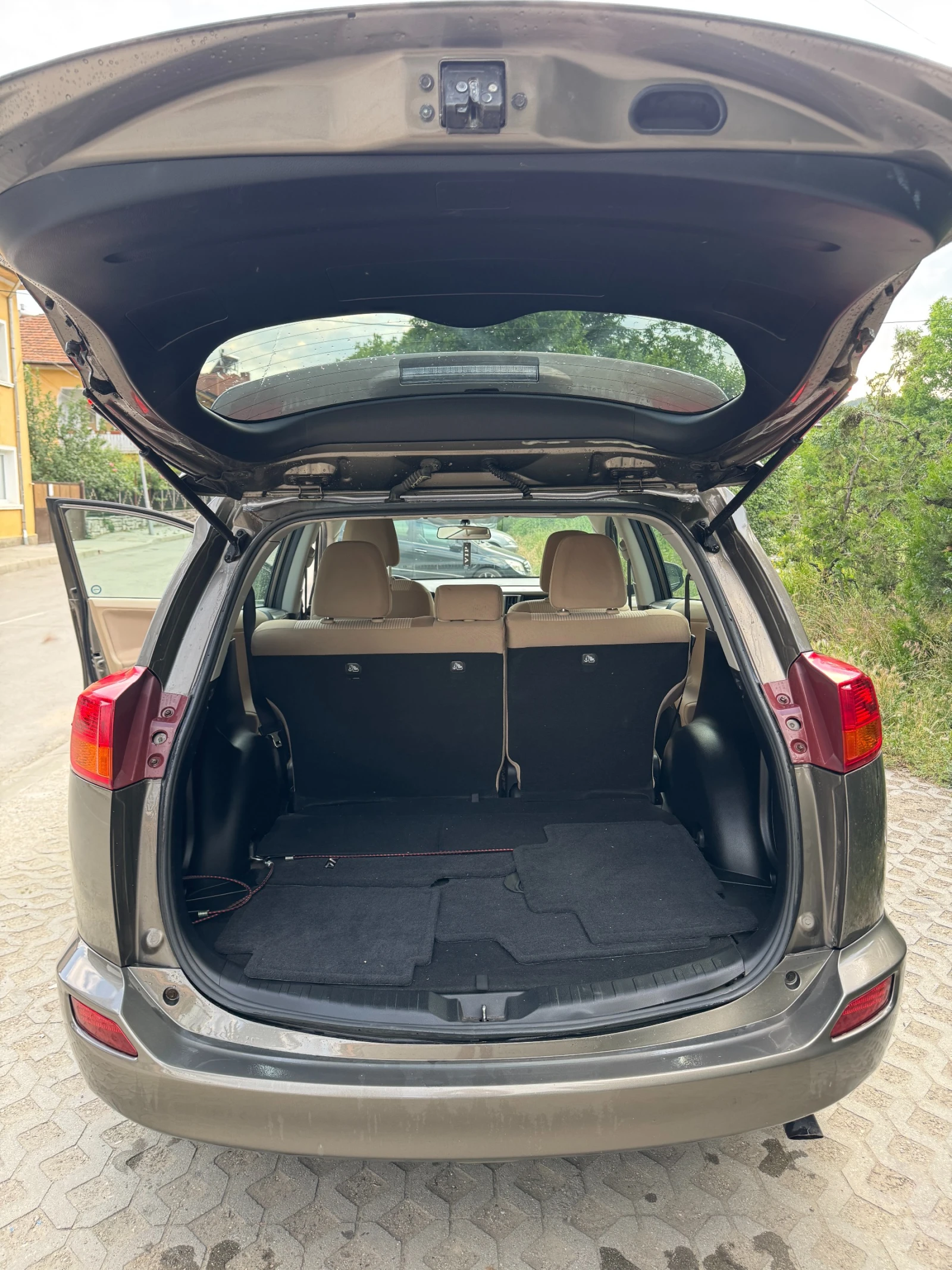 Toyota Rav4 XLE - изображение 9