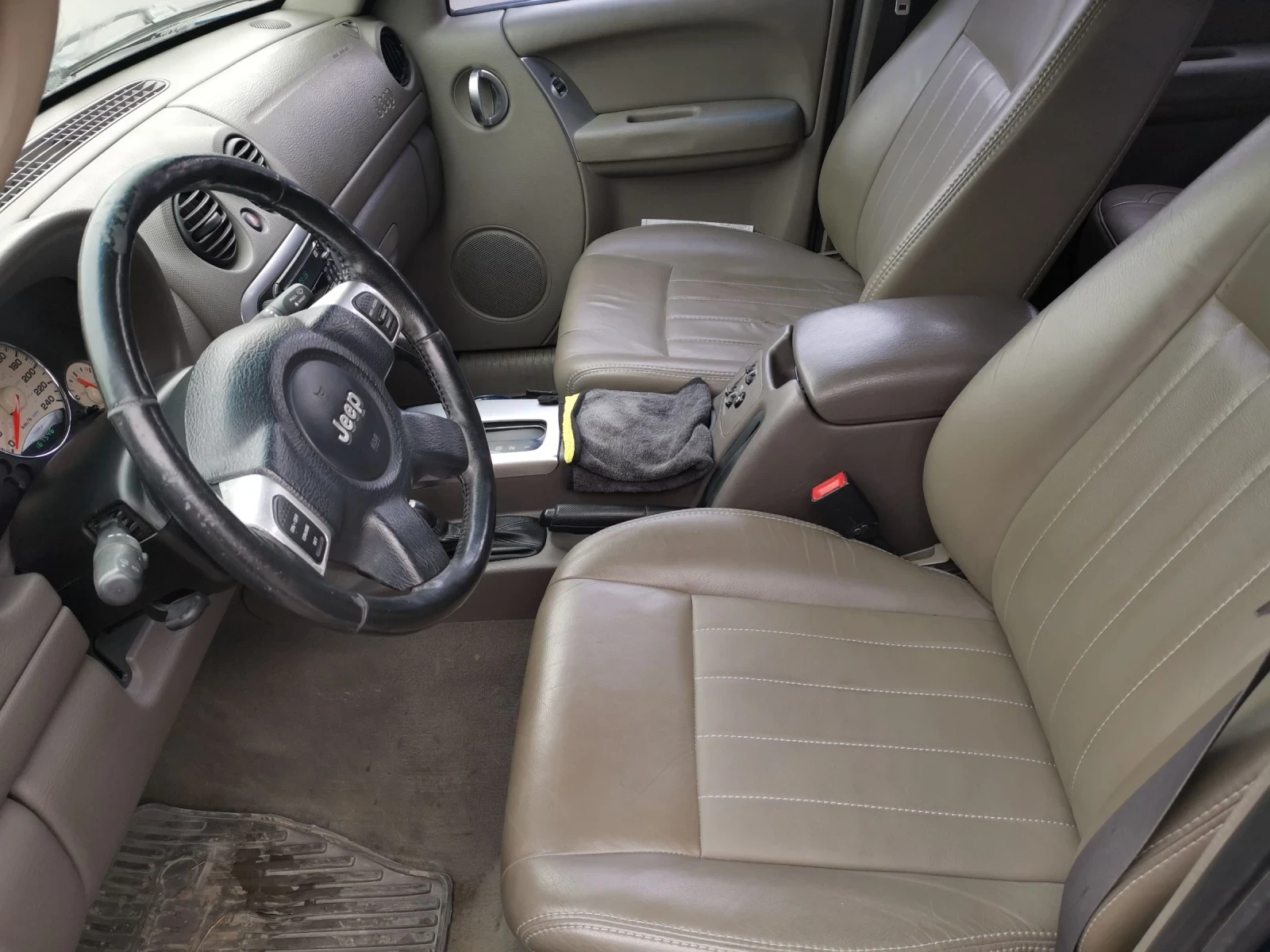 Jeep Cherokee 3.7 AVTOMAT V6 - изображение 10