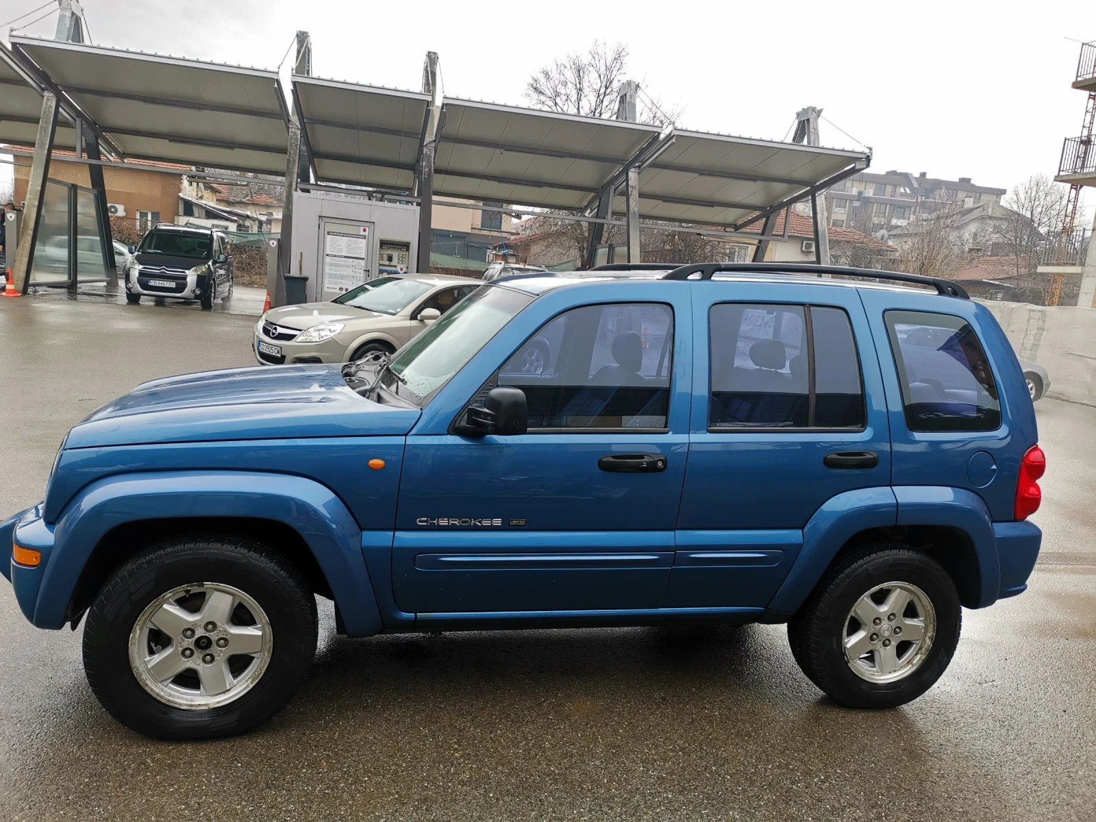 Jeep Cherokee 3.7 AVTOMAT V6 - изображение 4