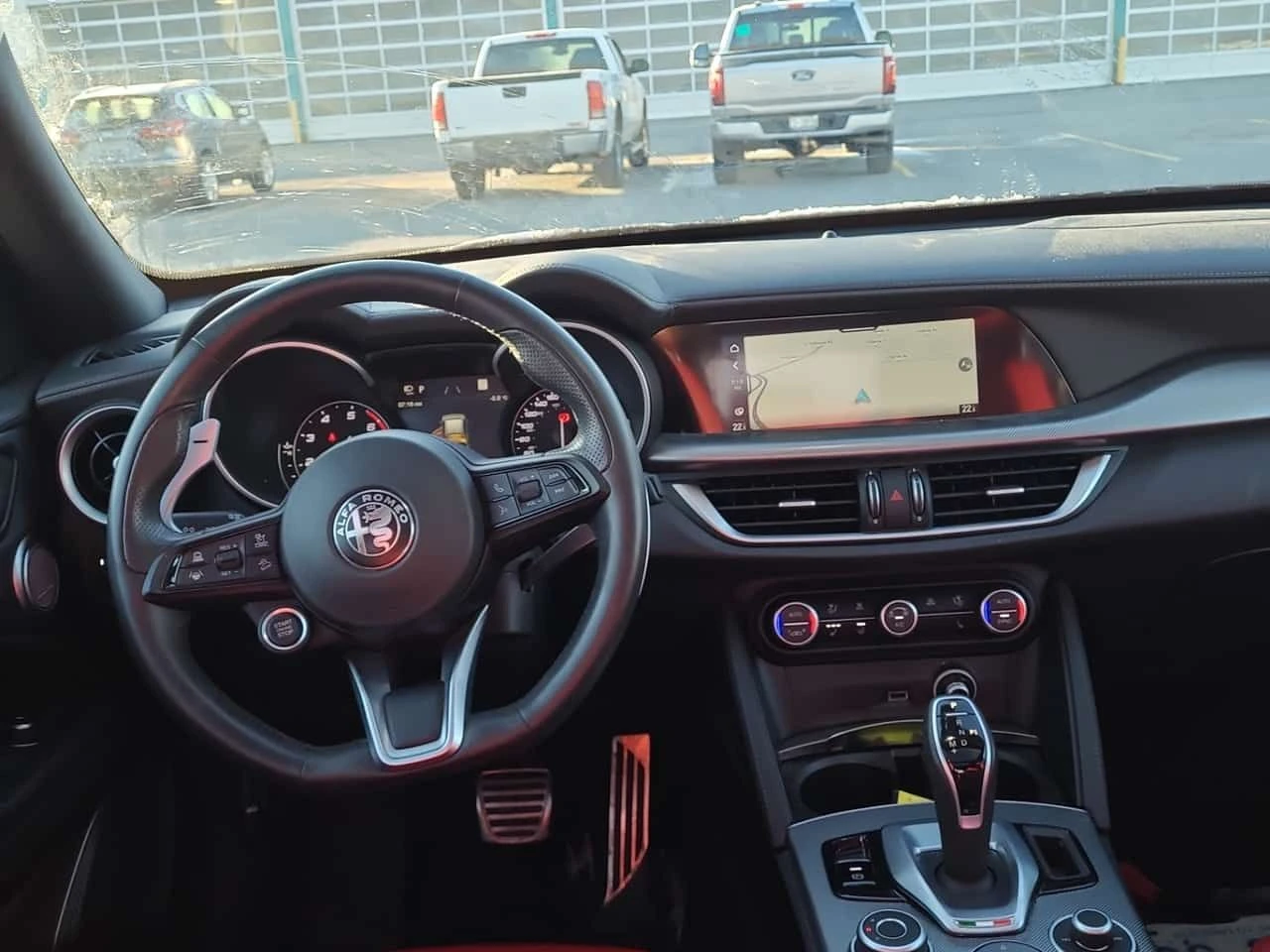 Alfa Romeo Stelvio  | VELOCE | RED INT | ПОДГРЕВИ | CARFAX, снимка 9 - Автомобили и джипове - 53950715