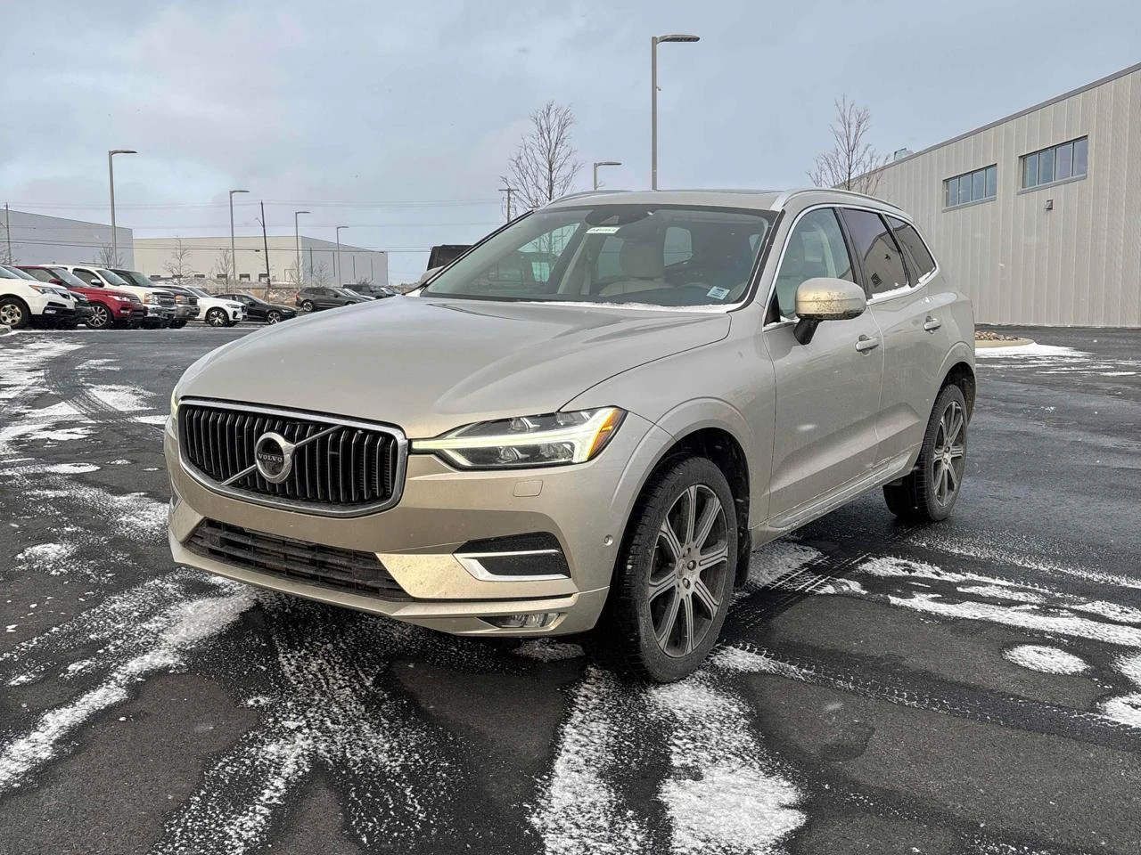 Volvo XC60 Inscription* Обдух* Distronic* 360* Пано* Подгрев | Auto.bg — изображение 1
