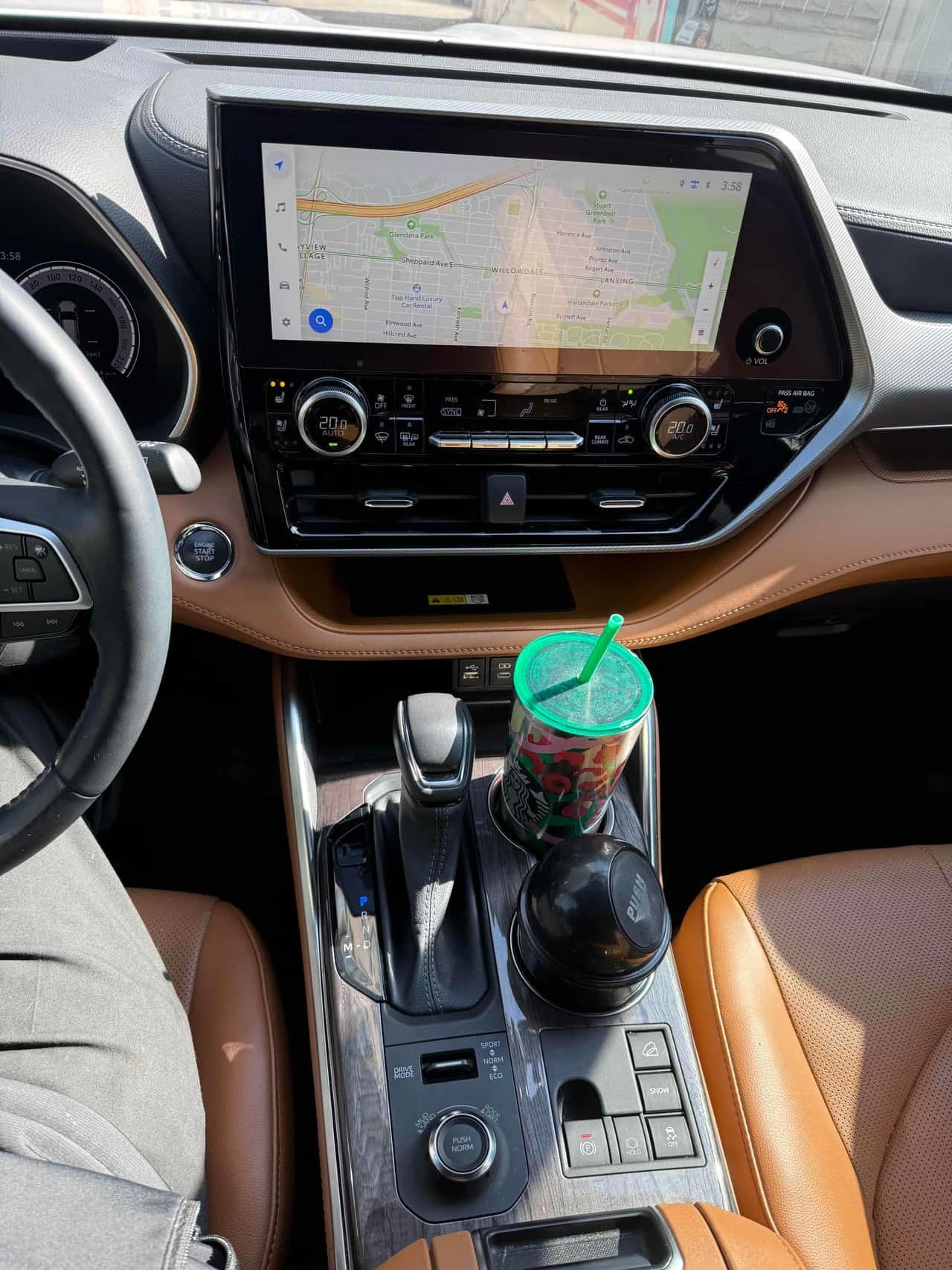 Toyota Highlander * 7 МЕСТЕН * 360 * ОБДУХВАНЕ * 2 КЛЮЧА, снимка 9 - Автомобили и джипове - 54158327