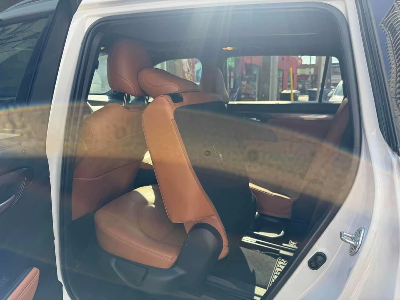 Toyota Highlander * 7 МЕСТЕН * 360 * ОБДУХВАНЕ * 2 КЛЮЧА, снимка 10 - Автомобили и джипове - 54158327