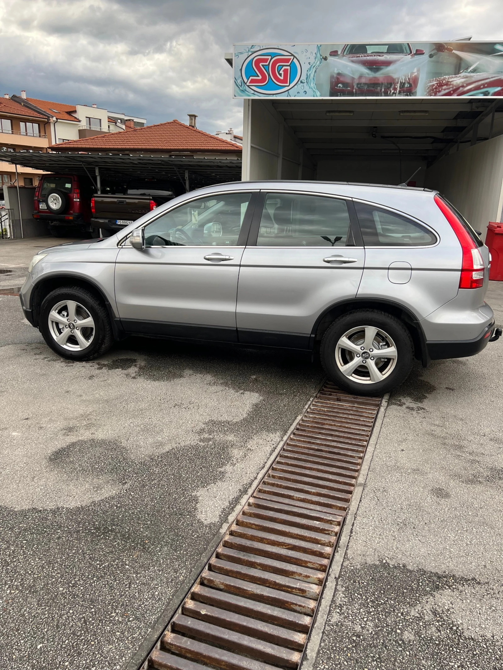 Honda Cr-v 2.0 KLIMA 150kc, снимка 4 - Автомобили и джипове - 54582324