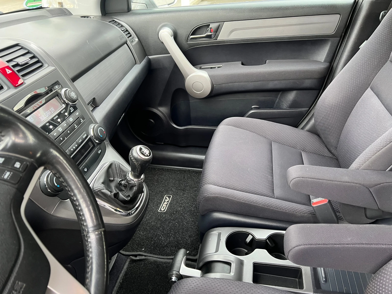 Honda Cr-v 2.0 KLIMA 150kc, снимка 10 - Автомобили и джипове - 54582324