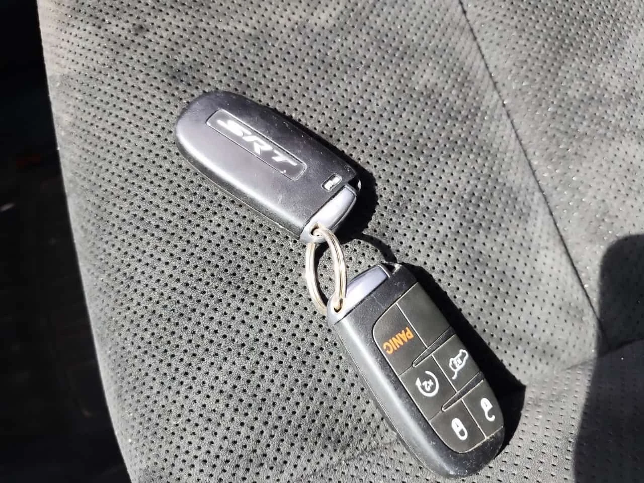 Jeep Grand cherokee SRT| HARMAN/KARDON| PANO| 2 КЛЮЧА| CARFAX, снимка 13 - Автомобили и джипове - 54784053