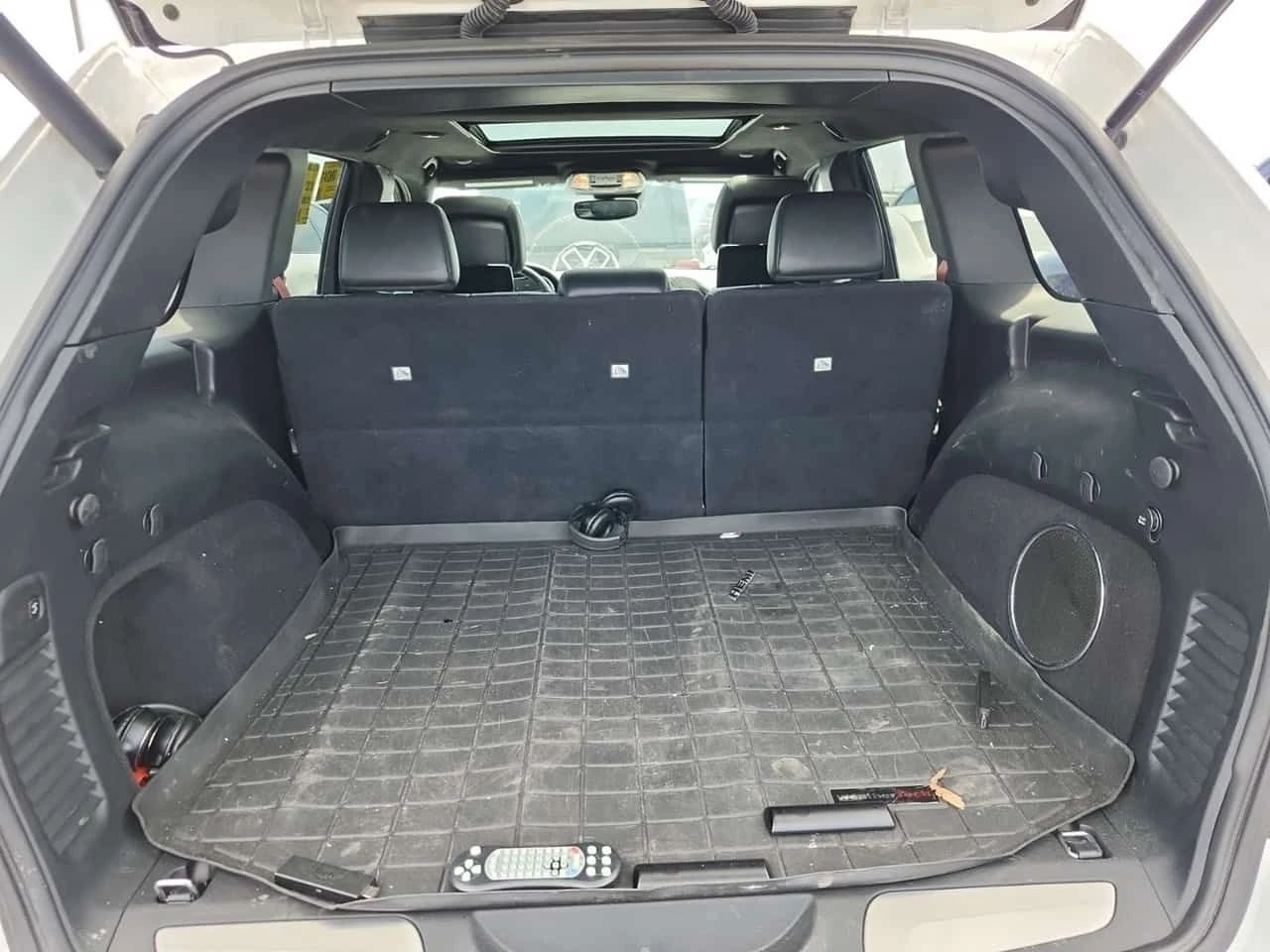 Jeep Grand cherokee SRT| HARMAN/KARDON| PANO| 2 КЛЮЧА| CARFAX, снимка 4 - Автомобили и джипове - 54784053