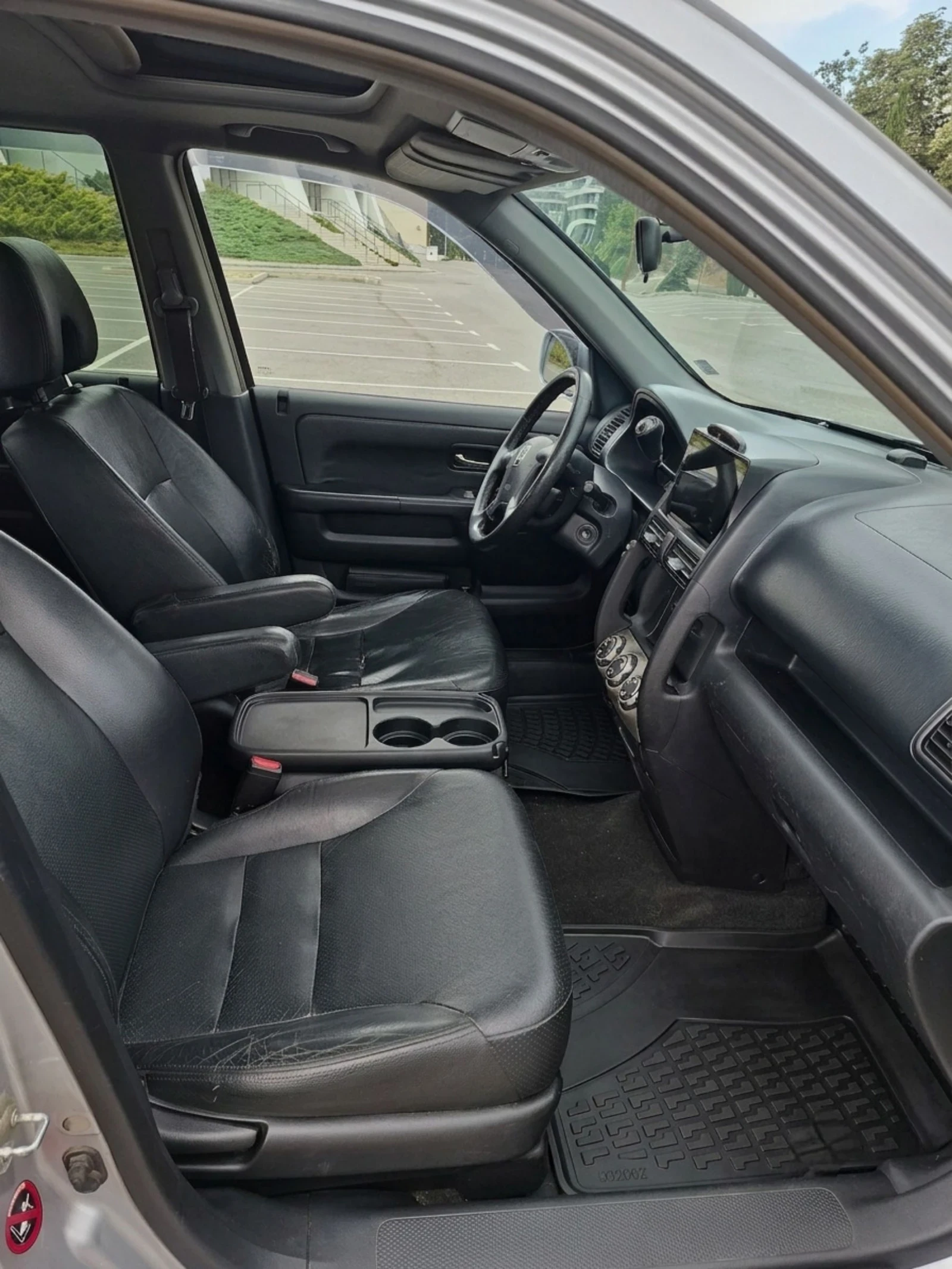 Honda Cr-v, снимка 7 - Автомобили и джипове - 55395334