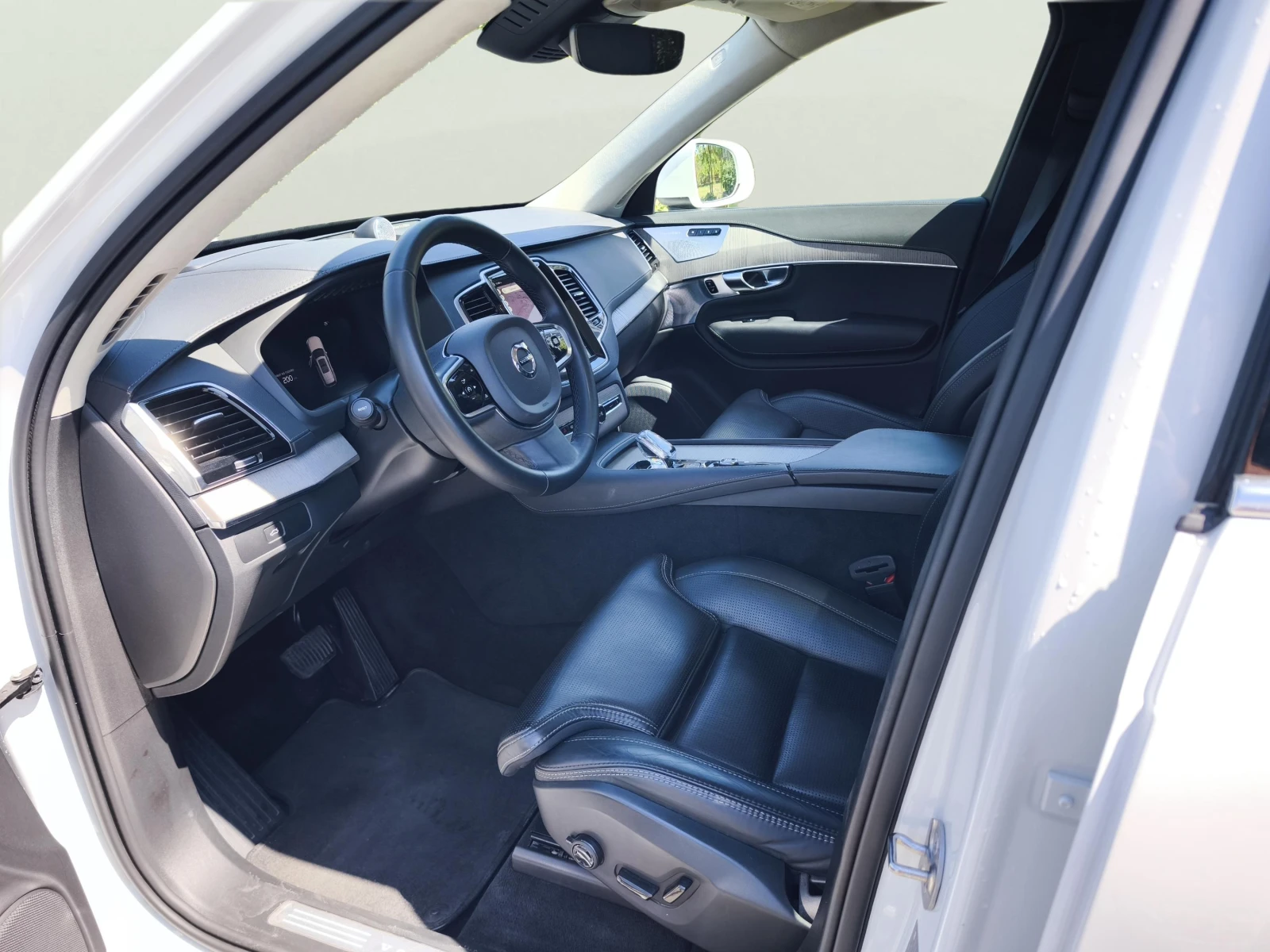 Volvo Xc90 2.0L, снимка 7 - Автомобили и джипове - 55658492