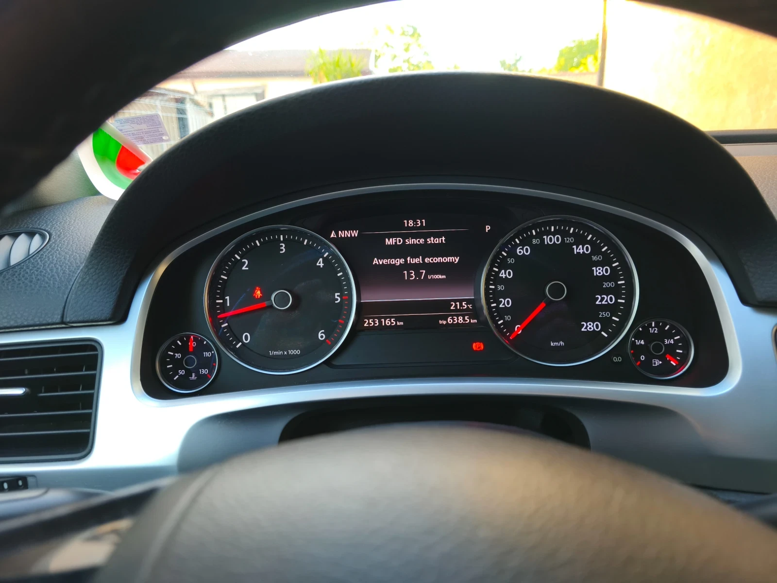 VW Touareg, снимка 5 - Автомобили и джипове - 56316109