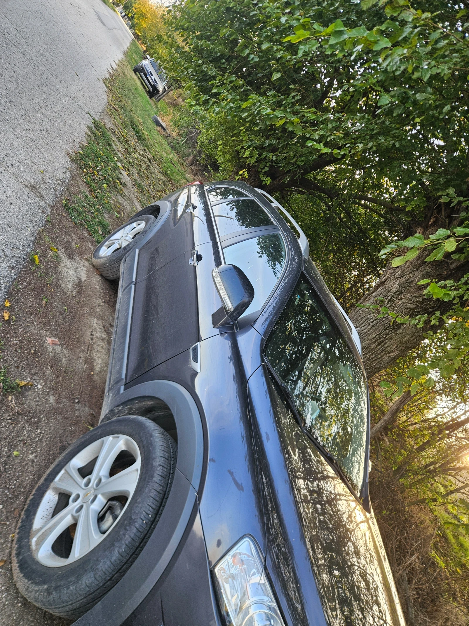 Chevrolet Captiva, снимка 2 - Автомобили и джипове - 56599916