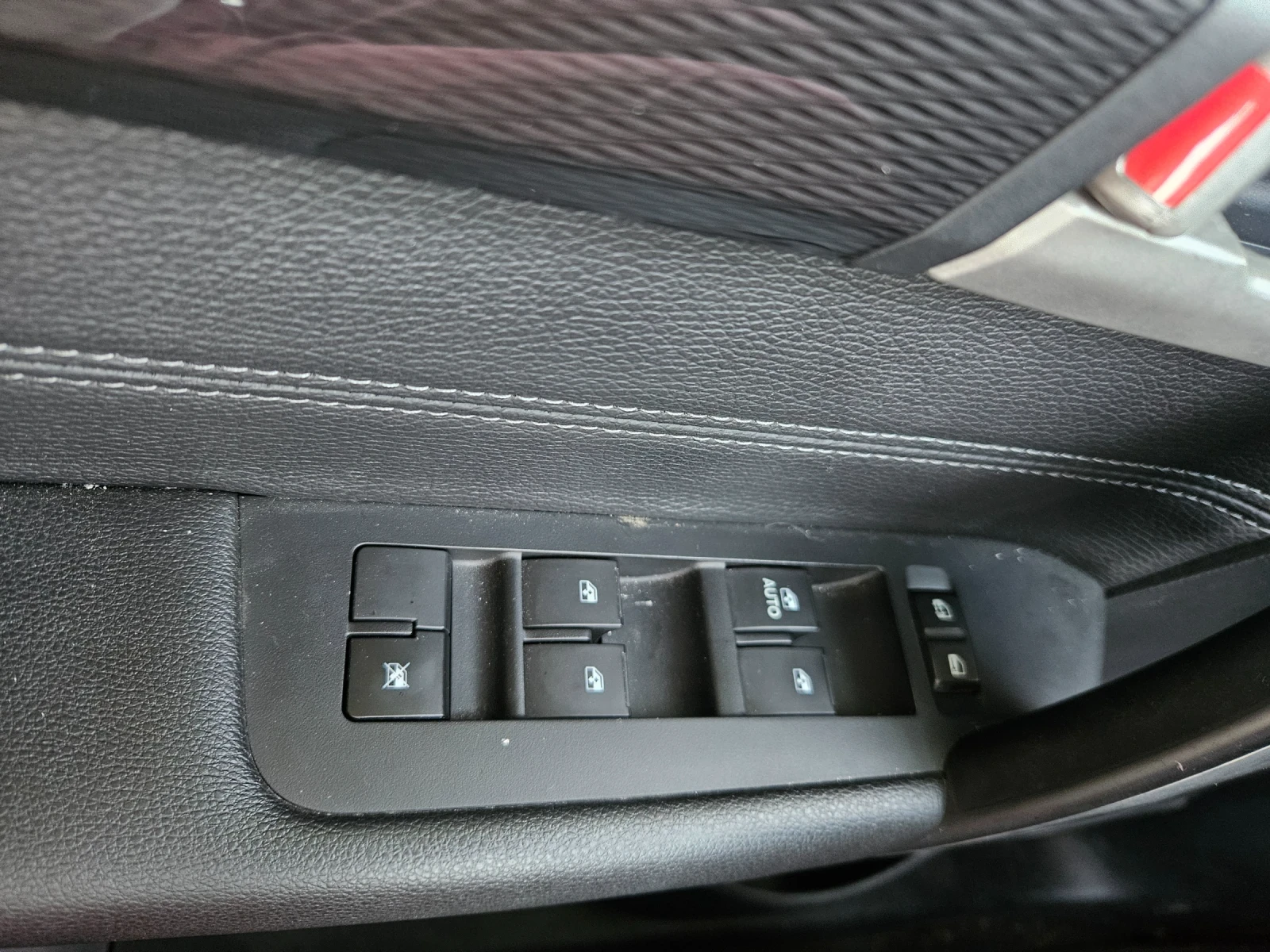Chevrolet Captiva, снимка 14 - Автомобили и джипове - 56599916