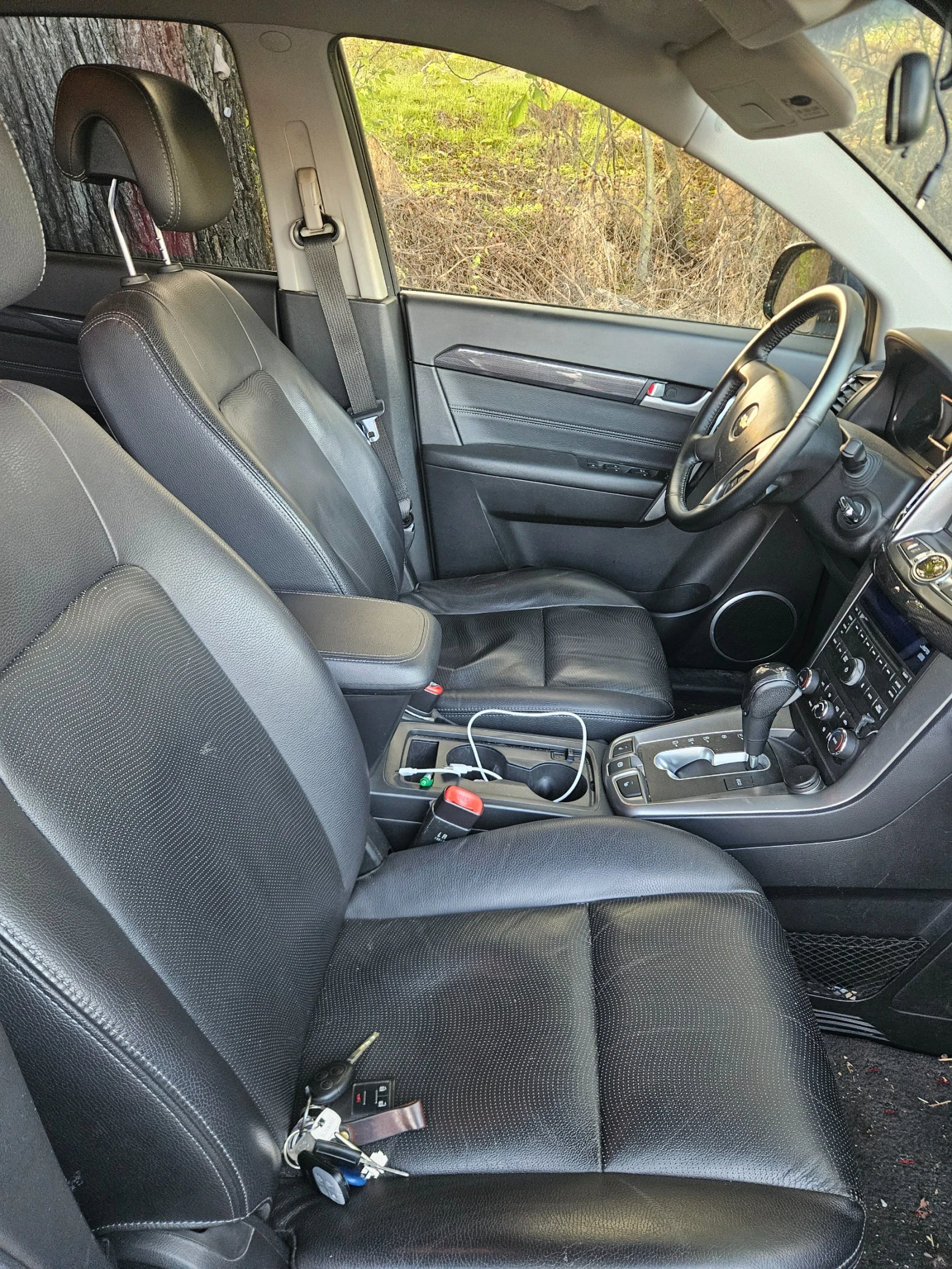 Chevrolet Captiva, снимка 8 - Автомобили и джипове - 56599916
