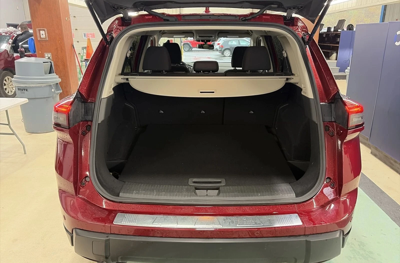 Nissan Rogue, снимка 5 - Автомобили и джипове - 56688540