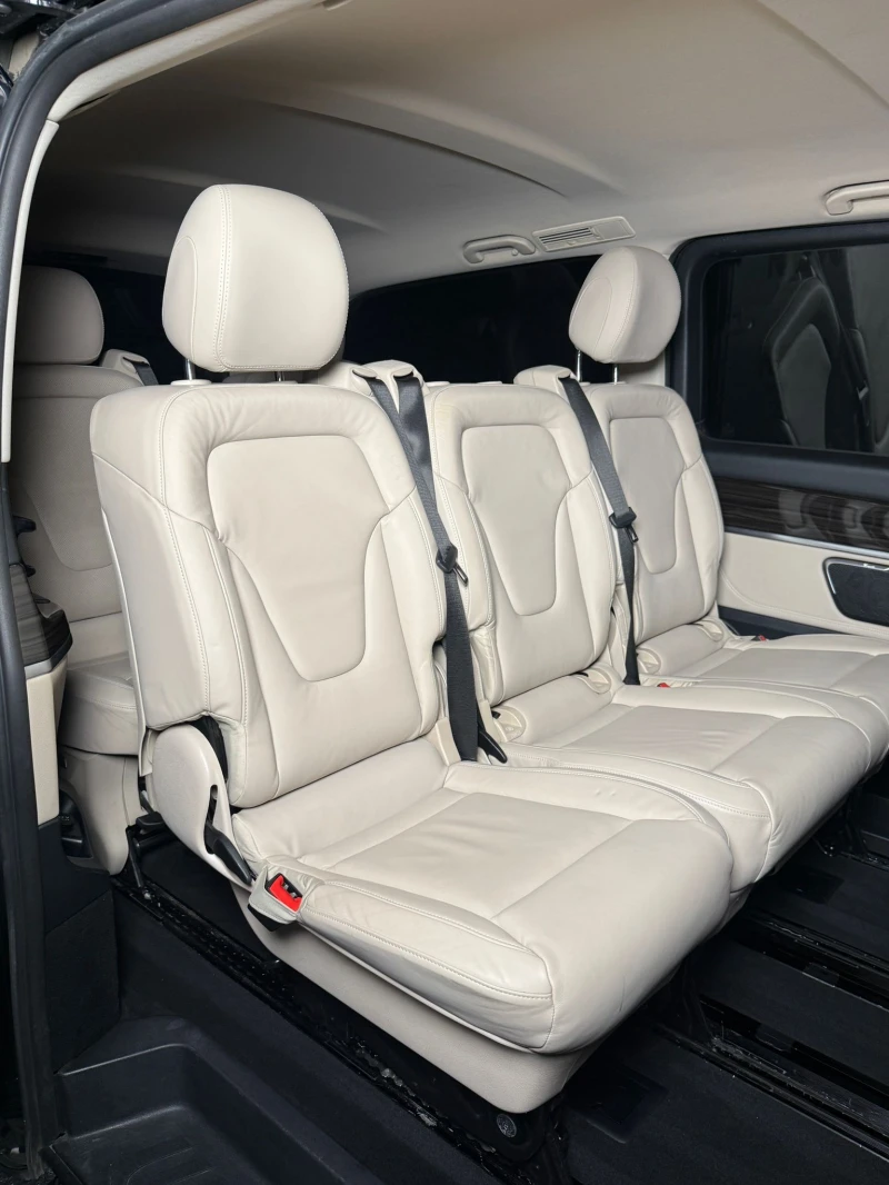 Mercedes-Benz V 250 AMG* 4Matic* ExtraLong* Avantgarde* Burmester, снимка 13 - Бусове и автобуси - 51259193
